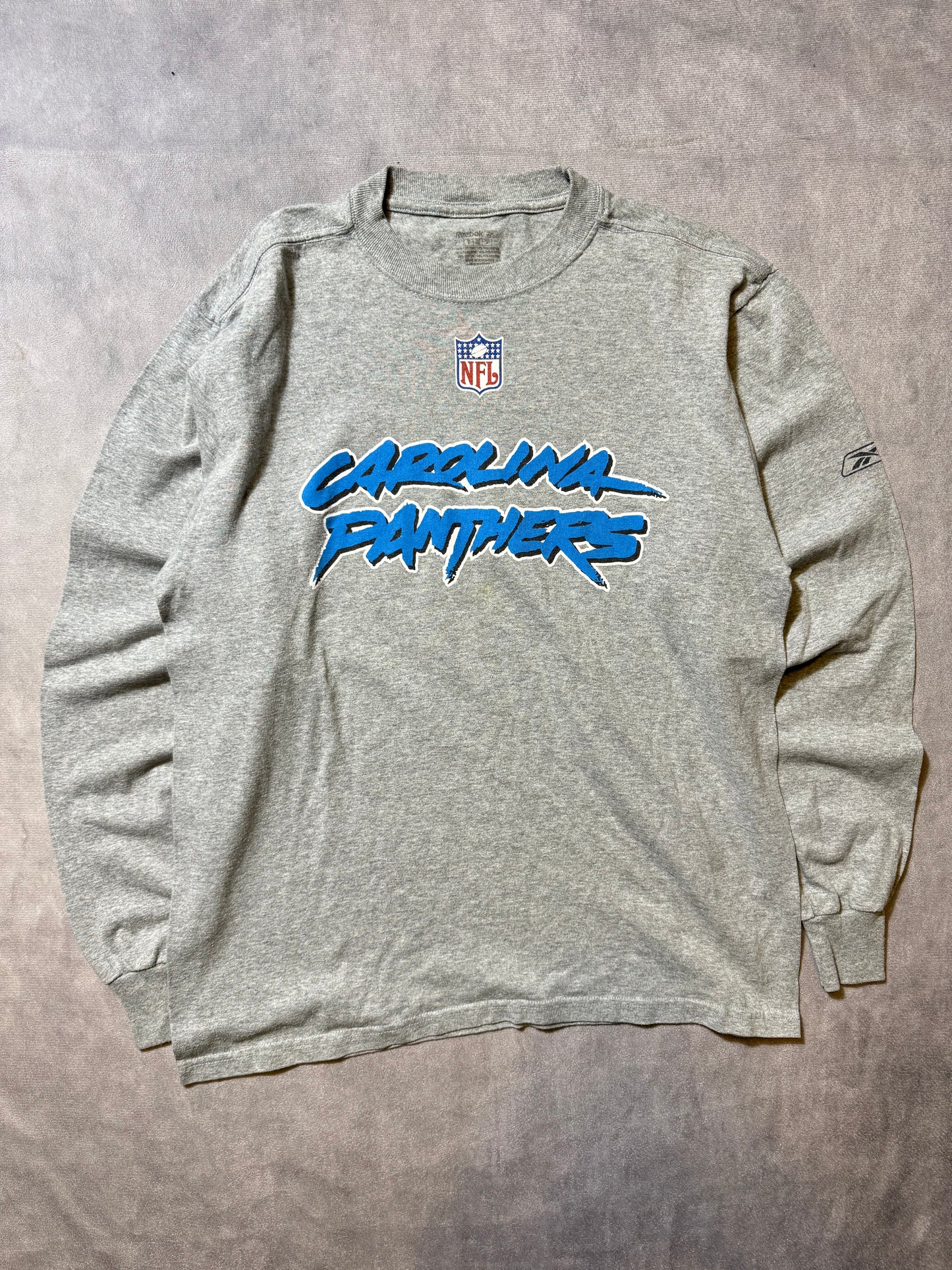 00’s Carolina Panthers Vintage Grey Reebok Cat Scratch Font NFL Longsleeve Tee (Small)