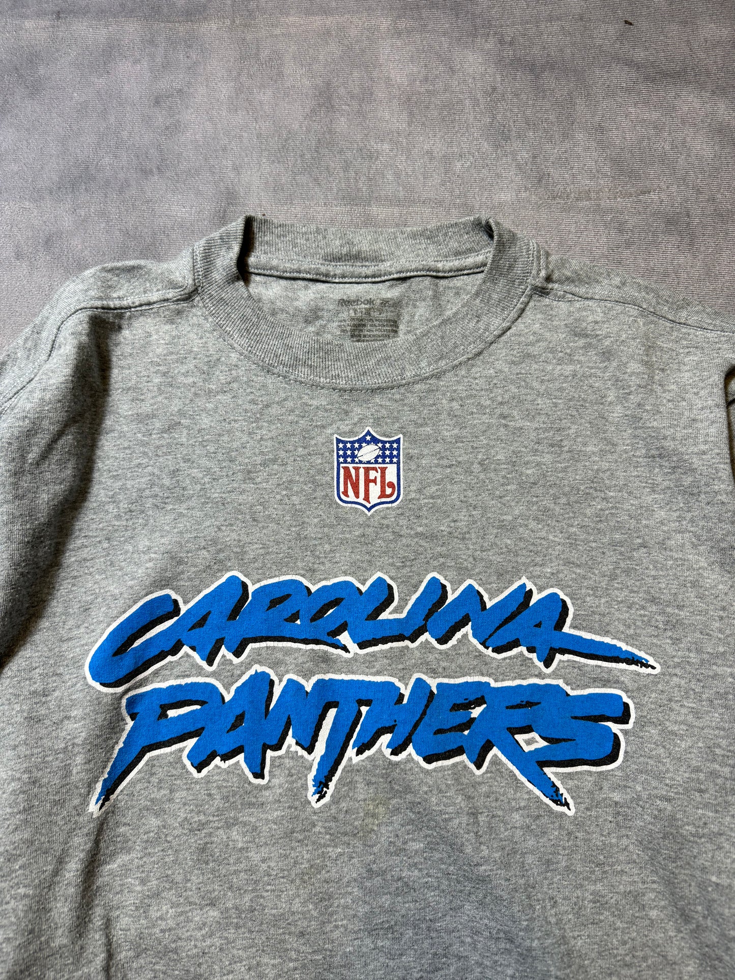 00’s Carolina Panthers Vintage Grey Reebok Cat Scratch Font NFL Longsleeve Tee (Small)