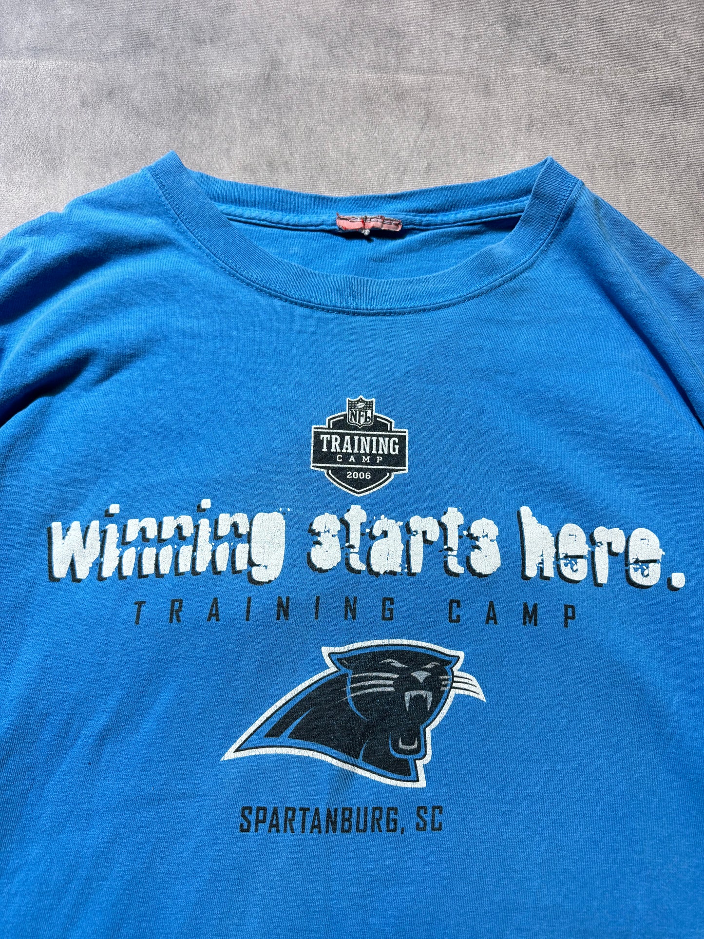 2006 Carolina Panthers Vintage Electric Blue Wofford College “Winning Starts Here” NFL Training Camp Tee (XL)