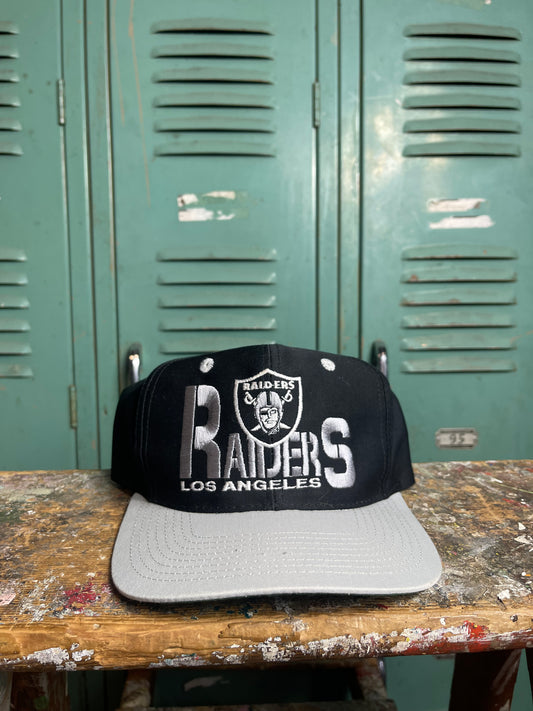 90’s Los Angeles Raiders Vintage NFL Snapback Hat (OSFA)