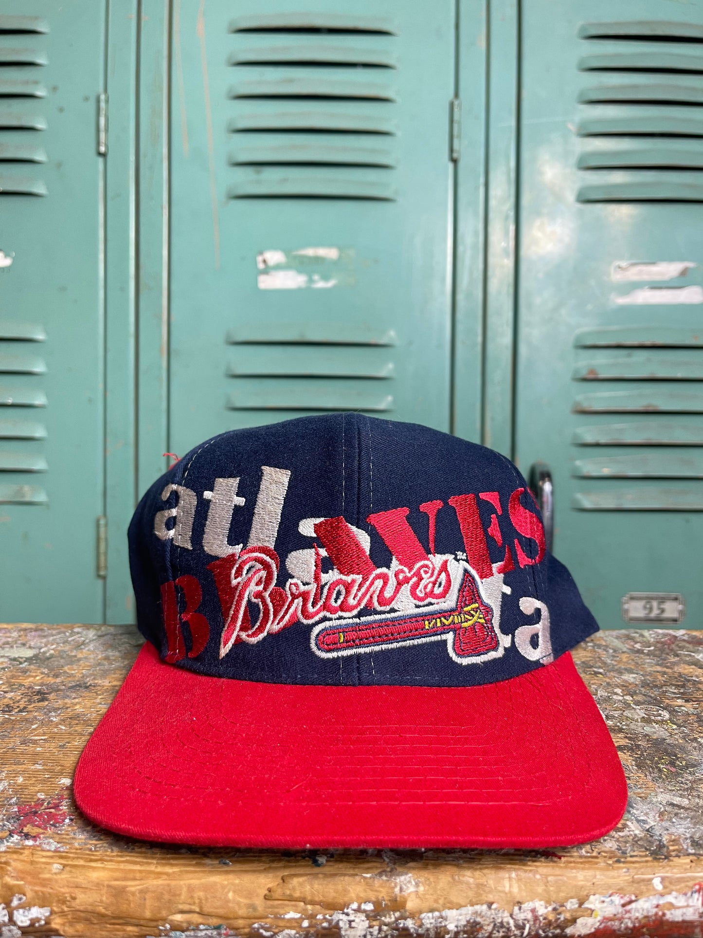 90’s Atlanta Braves Vintage Big Logo MLB Snapback Hat (OSFA)