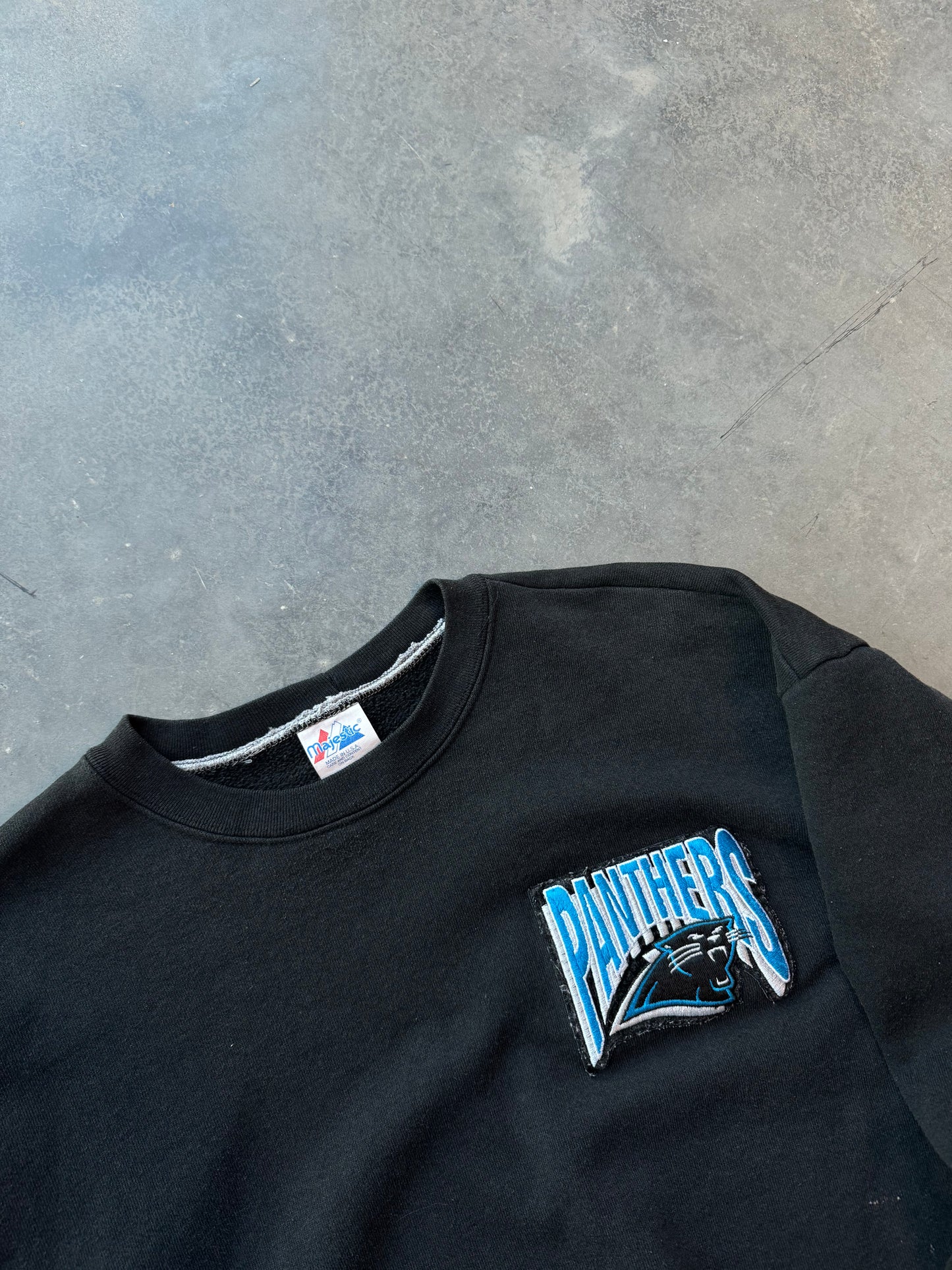 90’s Carolina Panthers Vintage Majestic Black Patch NFL Crewneck (Large)