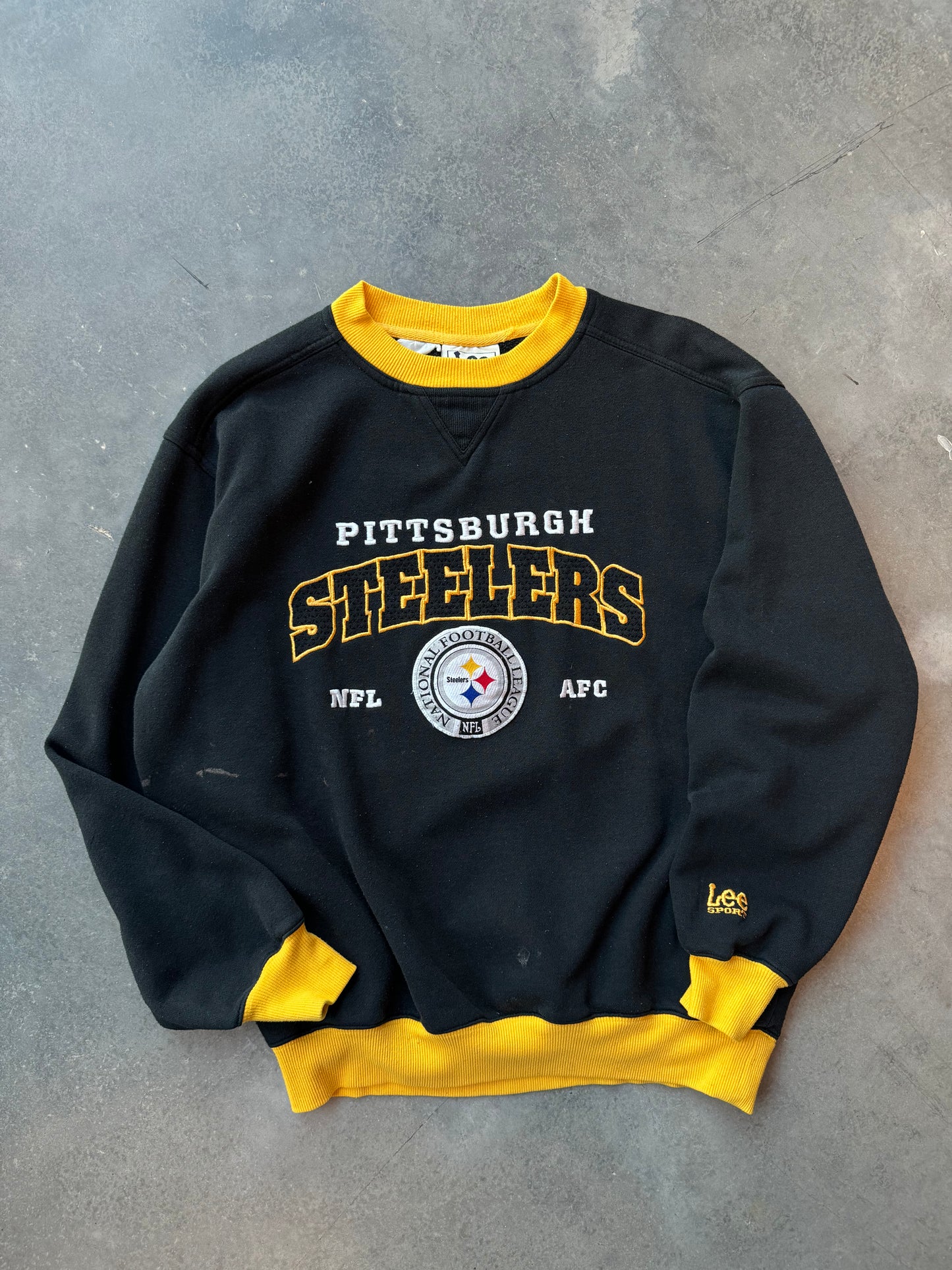 90’s Pittsburgh Steelers Vintage Lee Sport Black Embroidered NFL Crewneck (Medium)