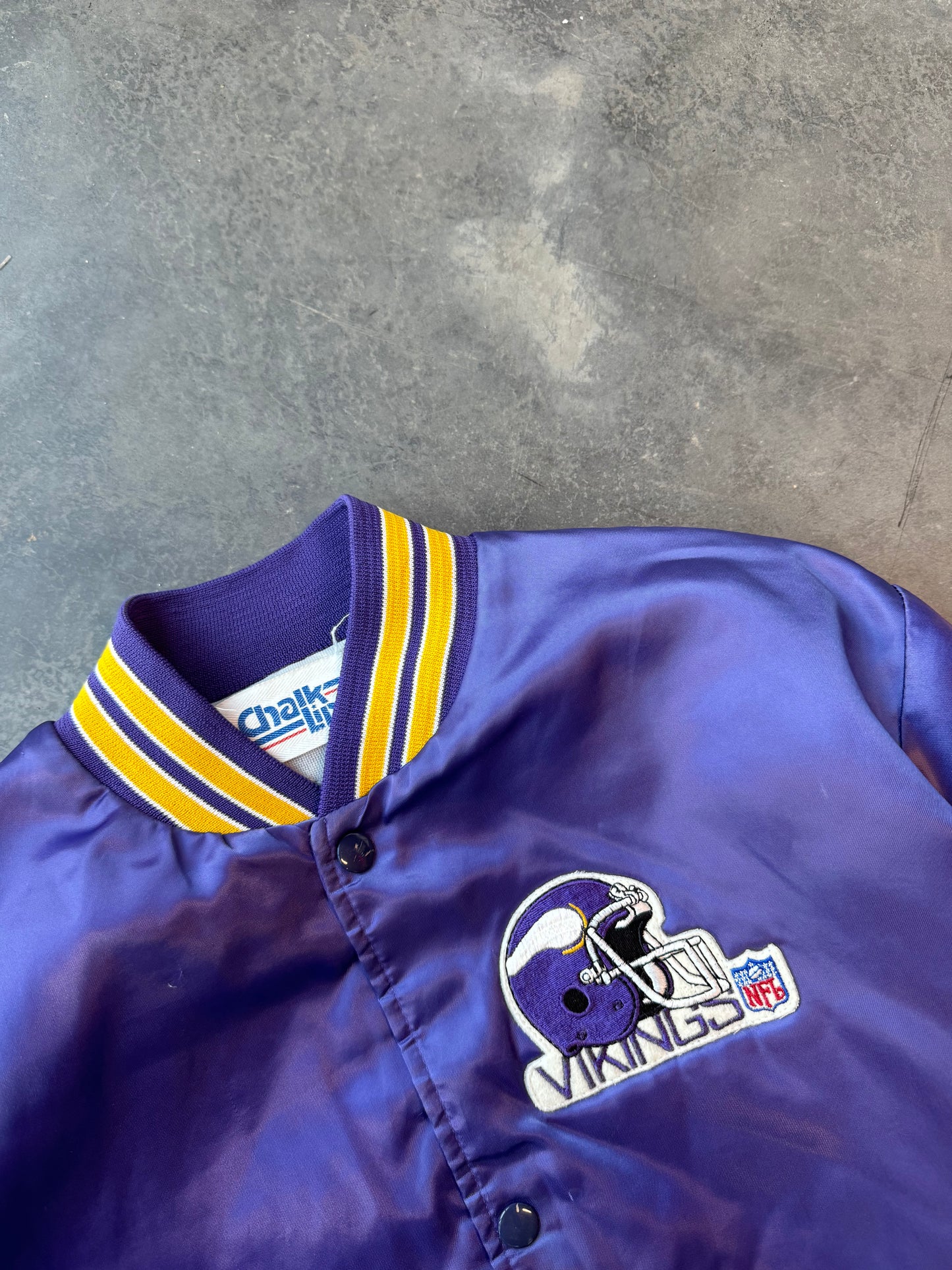 80’s Minnesota Vikings Vintage Purple Chalkline NFL Satin Jacket (Large)