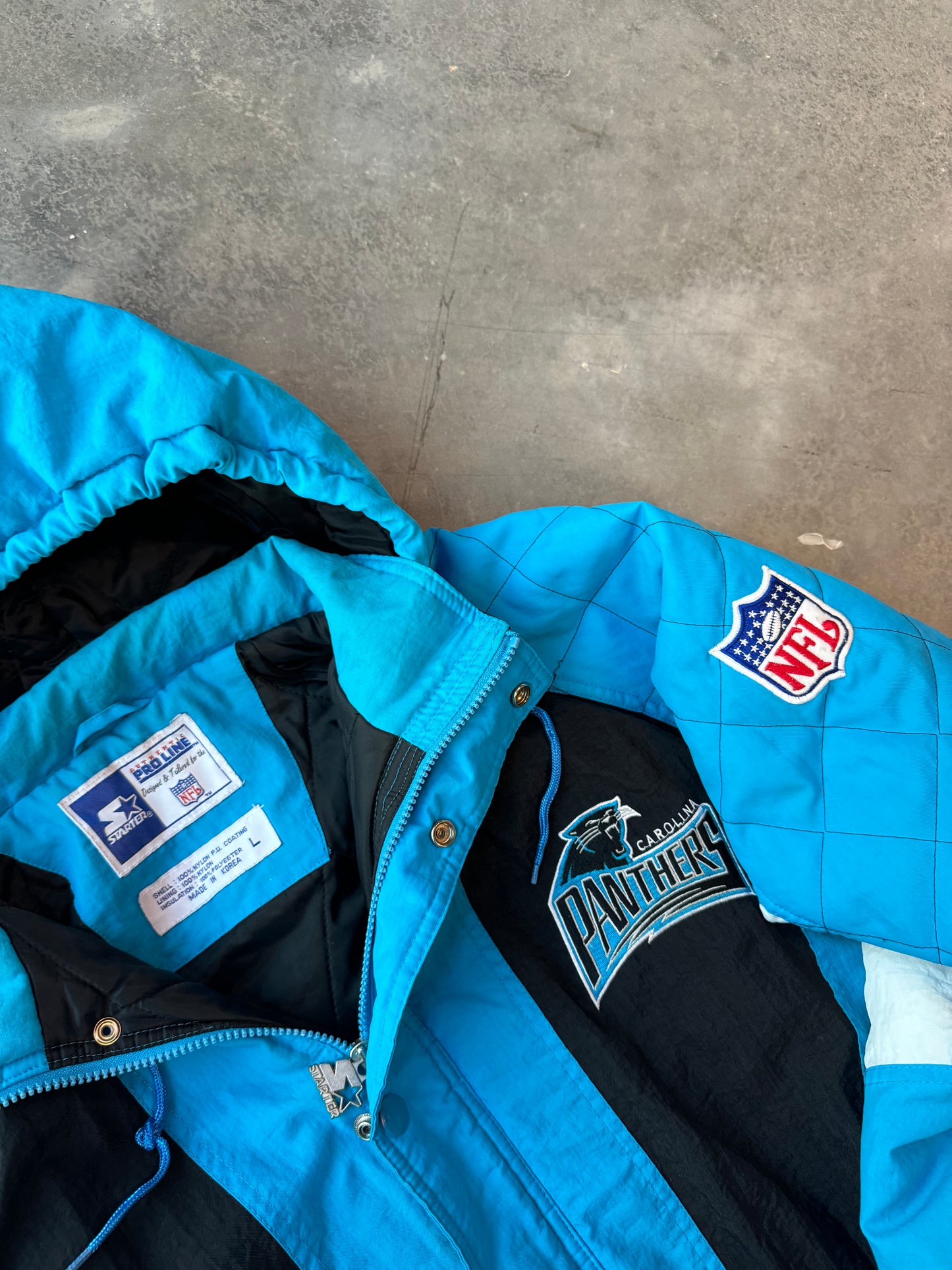 90’s Carolina Panthers Vintage Electric Blue Starter Diamond Stitched NFL Puffer Jacket (Large)