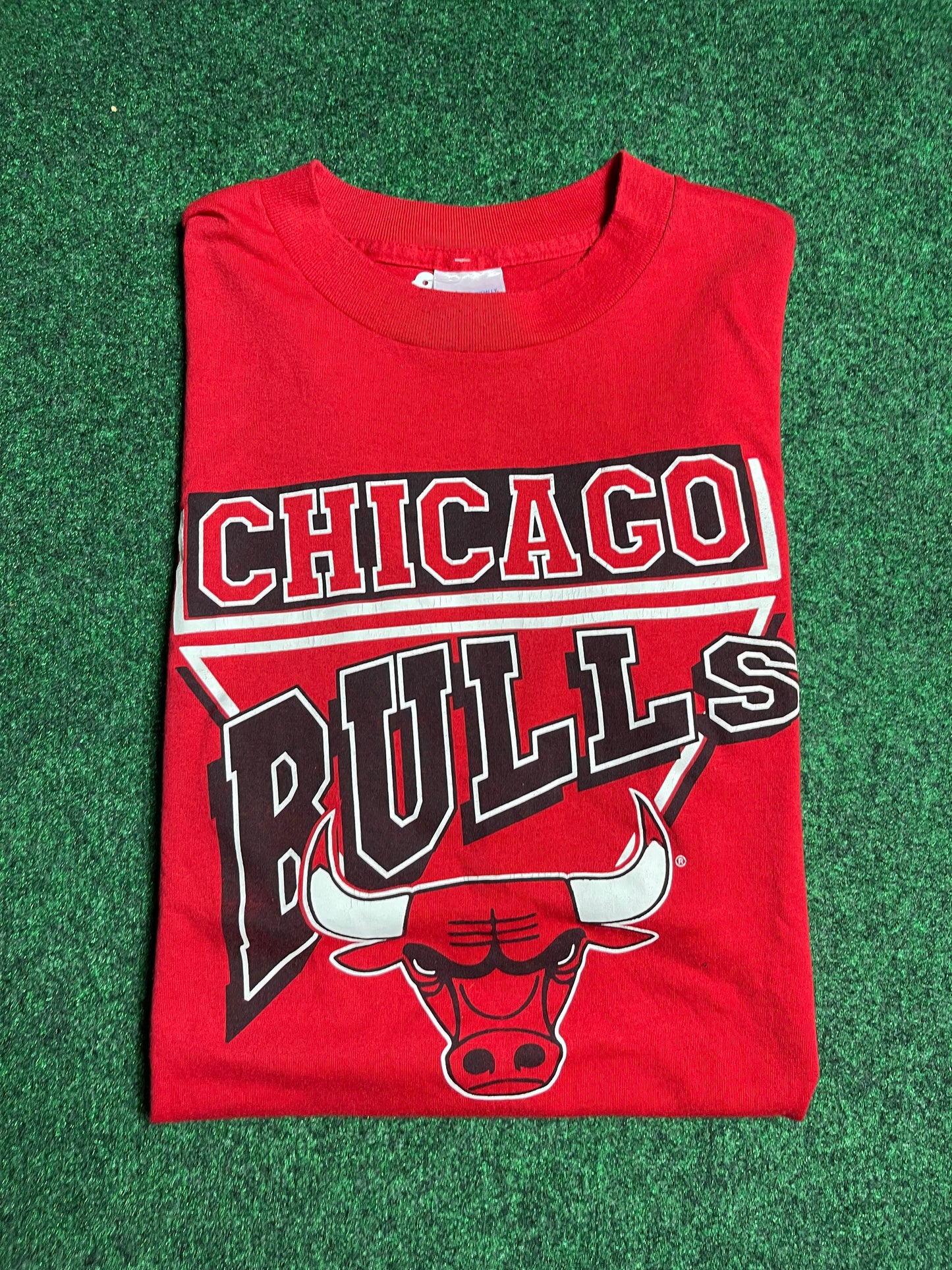 90’s Chicago Bulls Vintage NBA Tee (Large)