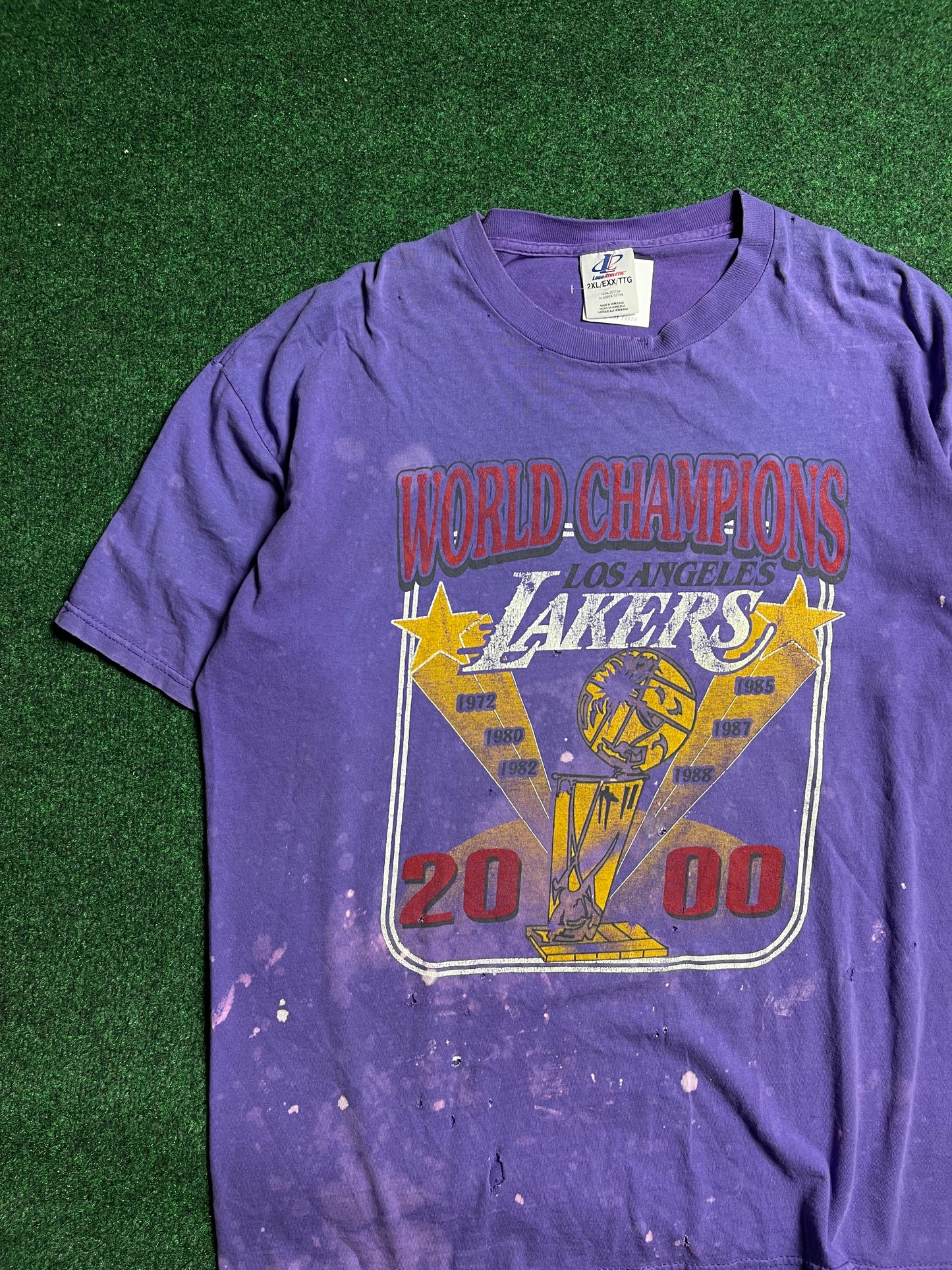 2000 Los Angeles Lakers Vintage NBA Finals Champions Roster Tee (XXL)