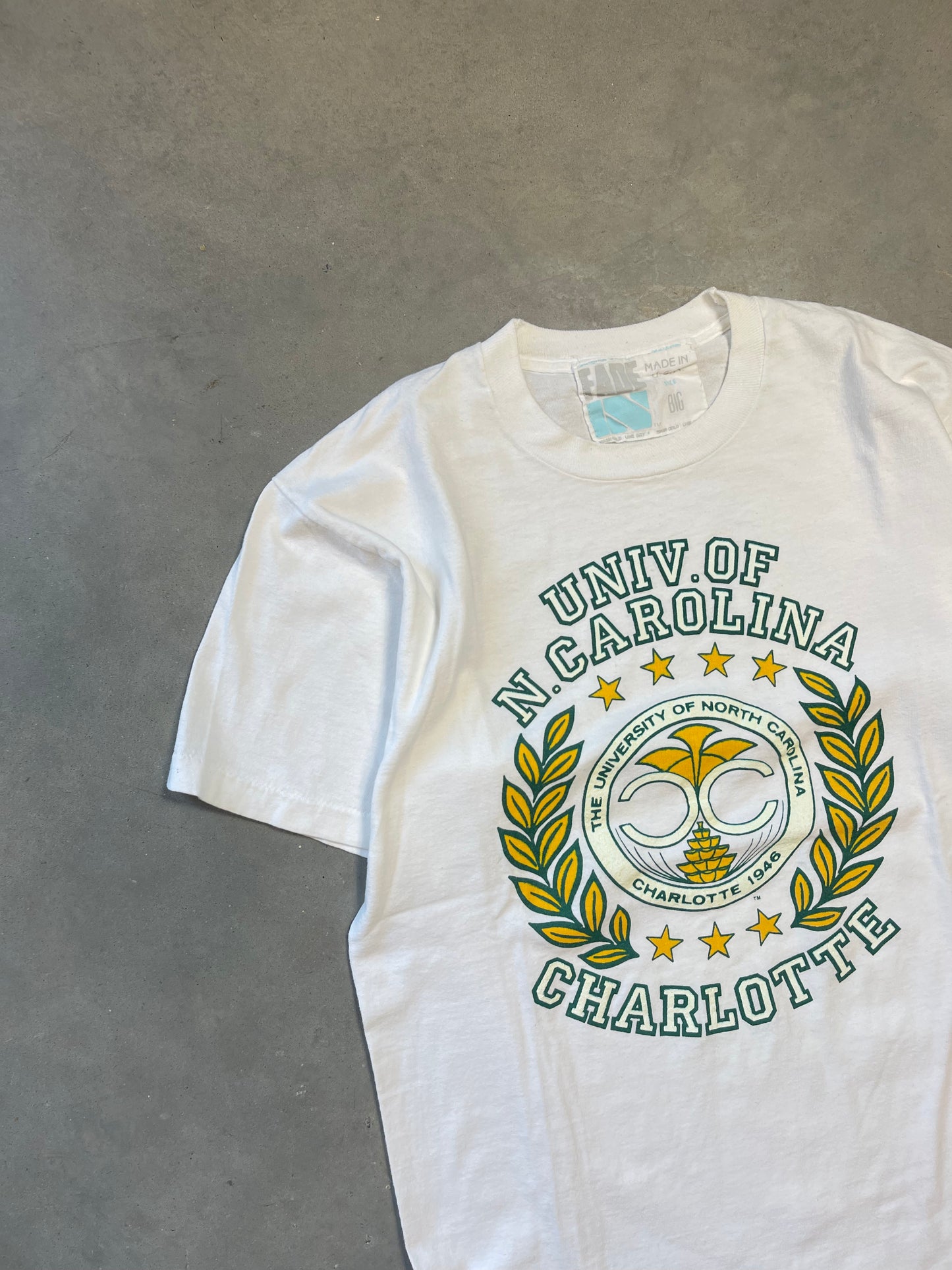 90’s UNC Charlotte 49ers Vintage College Seal Tee (Large)