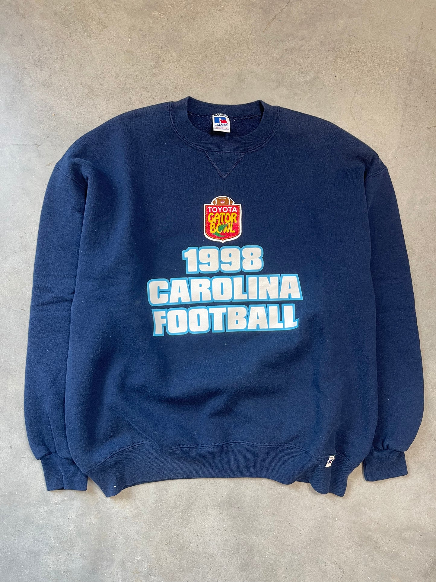 1998 Carolina Tarheels Football Toyota Gator Bowl Vintage Russell Athletic Heavyweight Crewneck (Large)