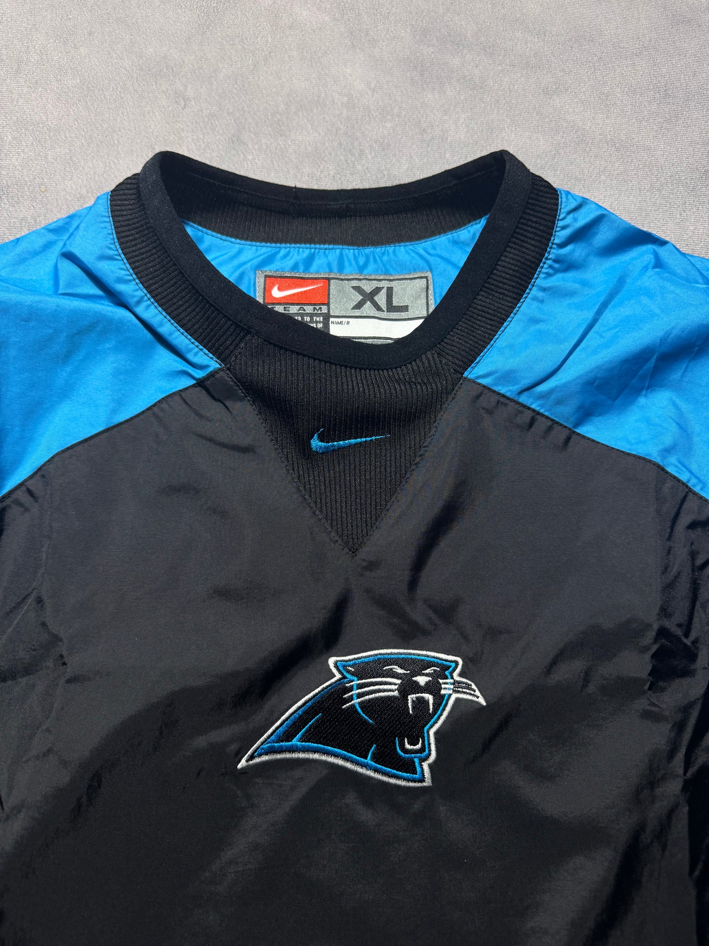 2000 Carolina Panthers Vintage Nike Colorblocked Nylon NFL Sideline Windbreaker Pullover (XL)