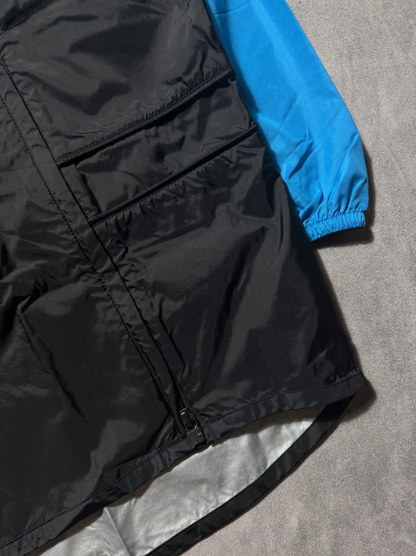 2000 Carolina Panthers Vintage Nike Colorblocked Nylon NFL Sideline Windbreaker Pullover (XL)