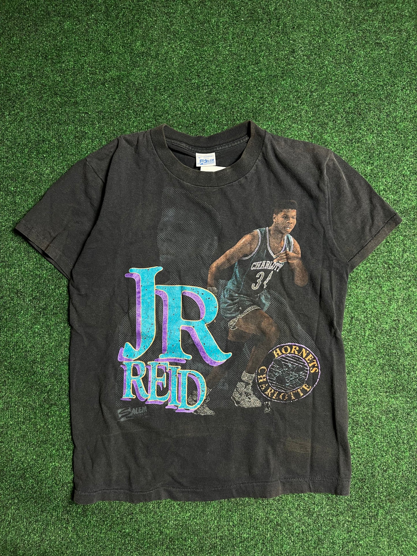 1990 Charlotte Hornets J.R. Reid Vintage NBA Salem Sportswear Tee (Small)