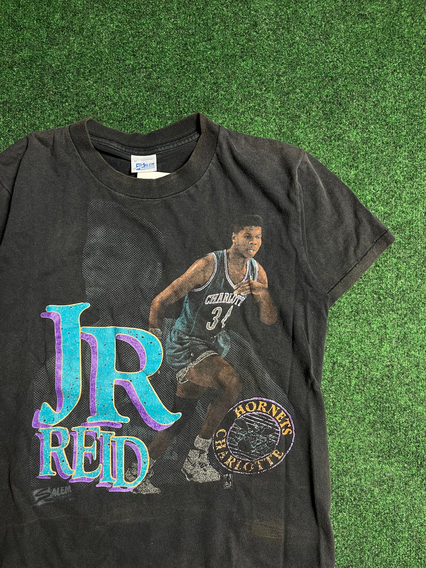 1990 Charlotte Hornets J.R. Reid Vintage NBA Salem Sportswear Tee (Small)