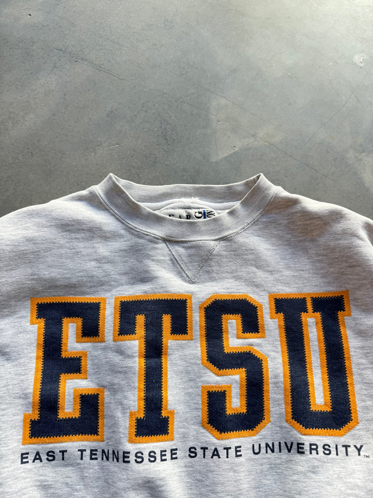 90’s East Tennessee State University Buccaneers Vintage Heavyweight College Crewneck (Medium)