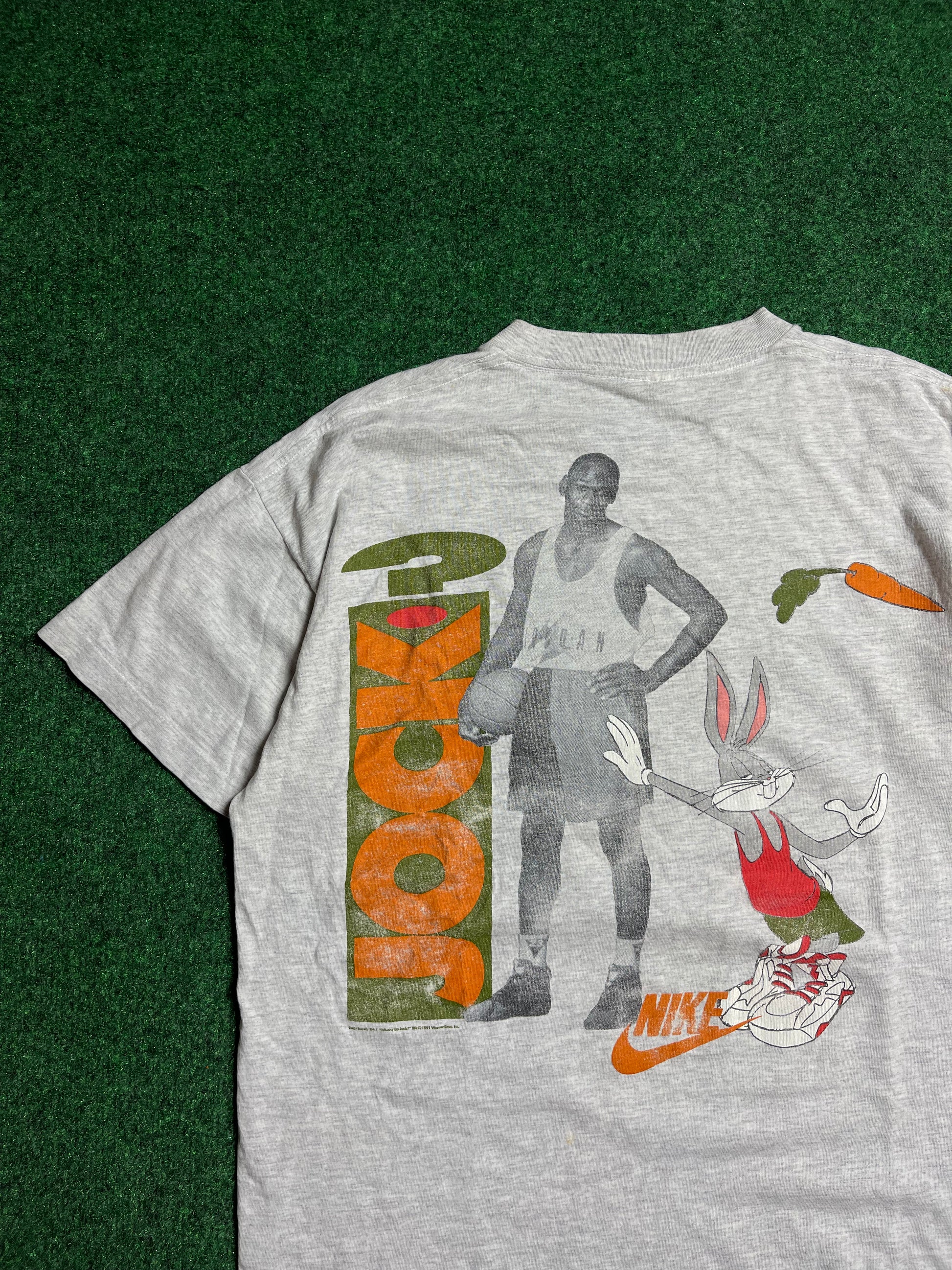 1992 Nike x Air Jordan Hare Jordan Vintage Bugs Bunny Tee Large