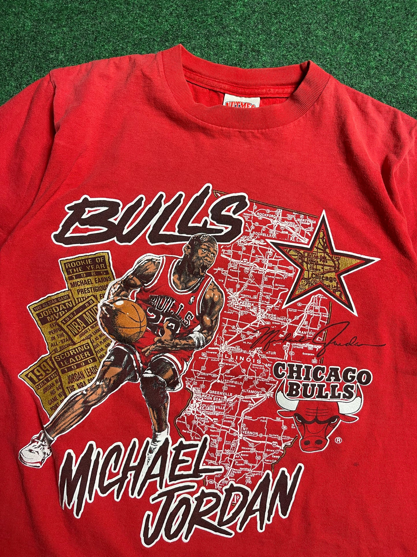 90’s Chicago Bulls Michael Jordan Vintage Nutmeg Mills NBA Tee (Medium)