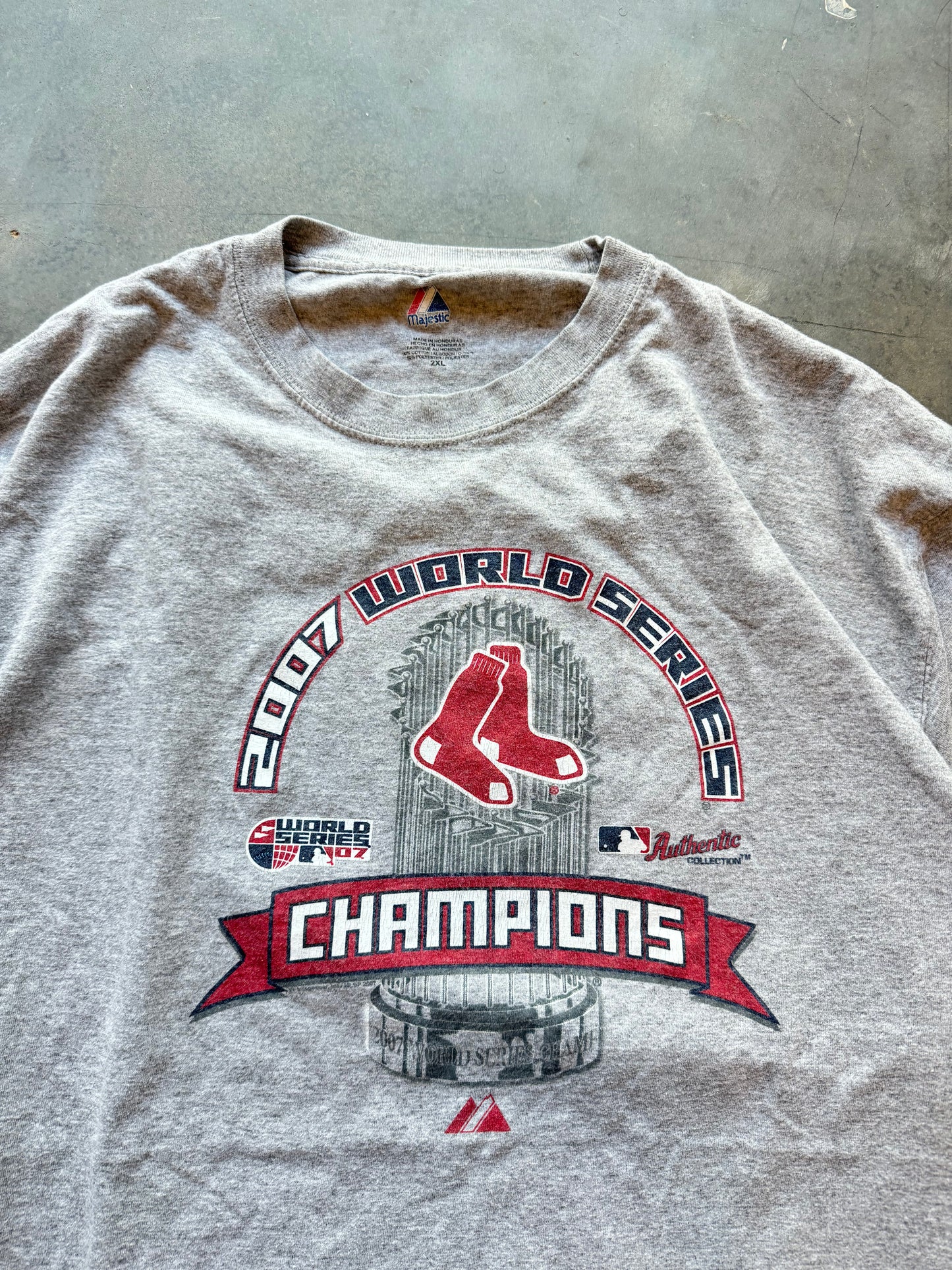 2007 Boston Red Sox World Series Champions Vintage Grey Majestic MLB Tee (XXL)