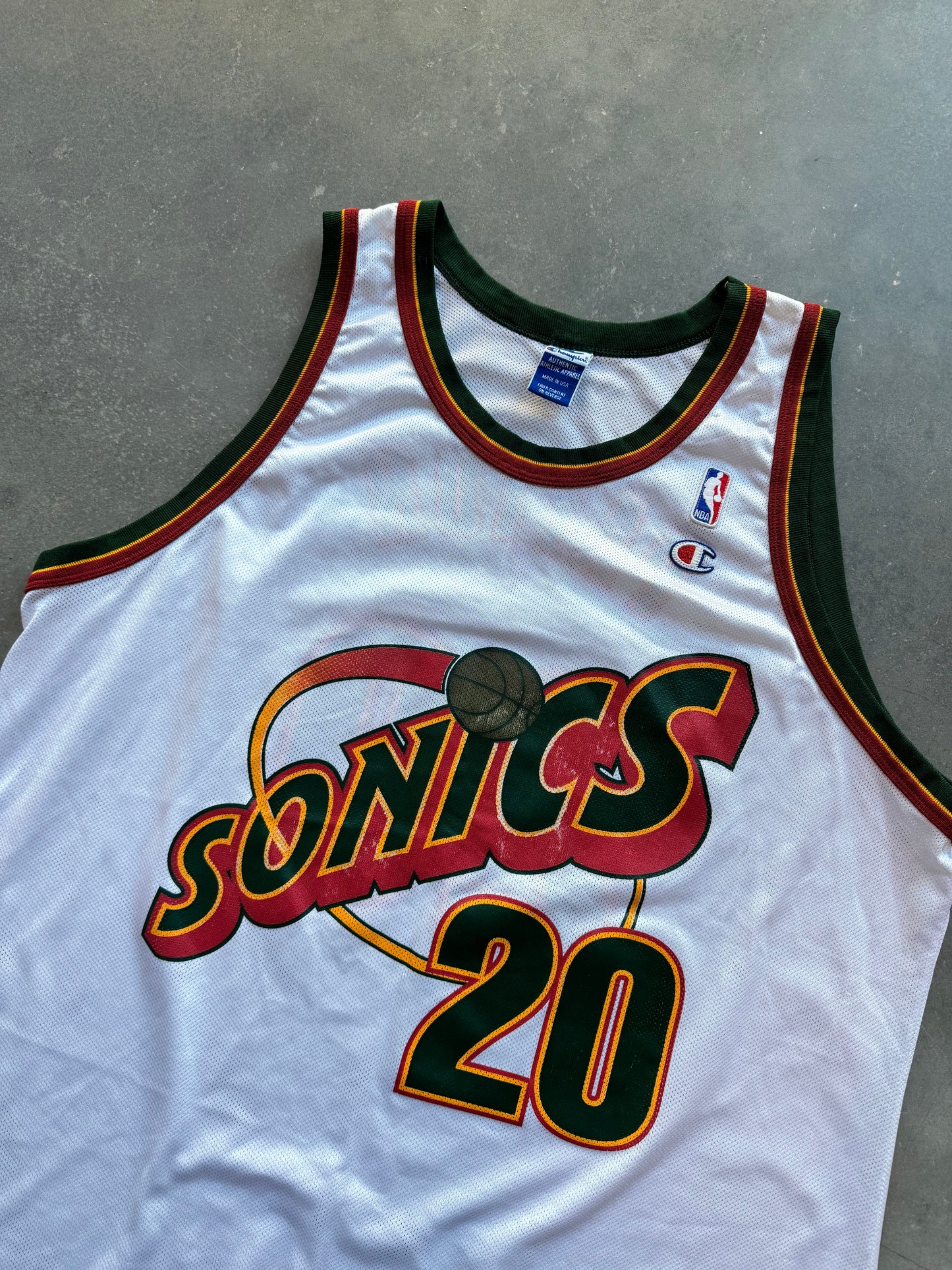 90’s Seattle Supersonics Gary Payton Vintage White Champion NBA Jersey (52/XXL)