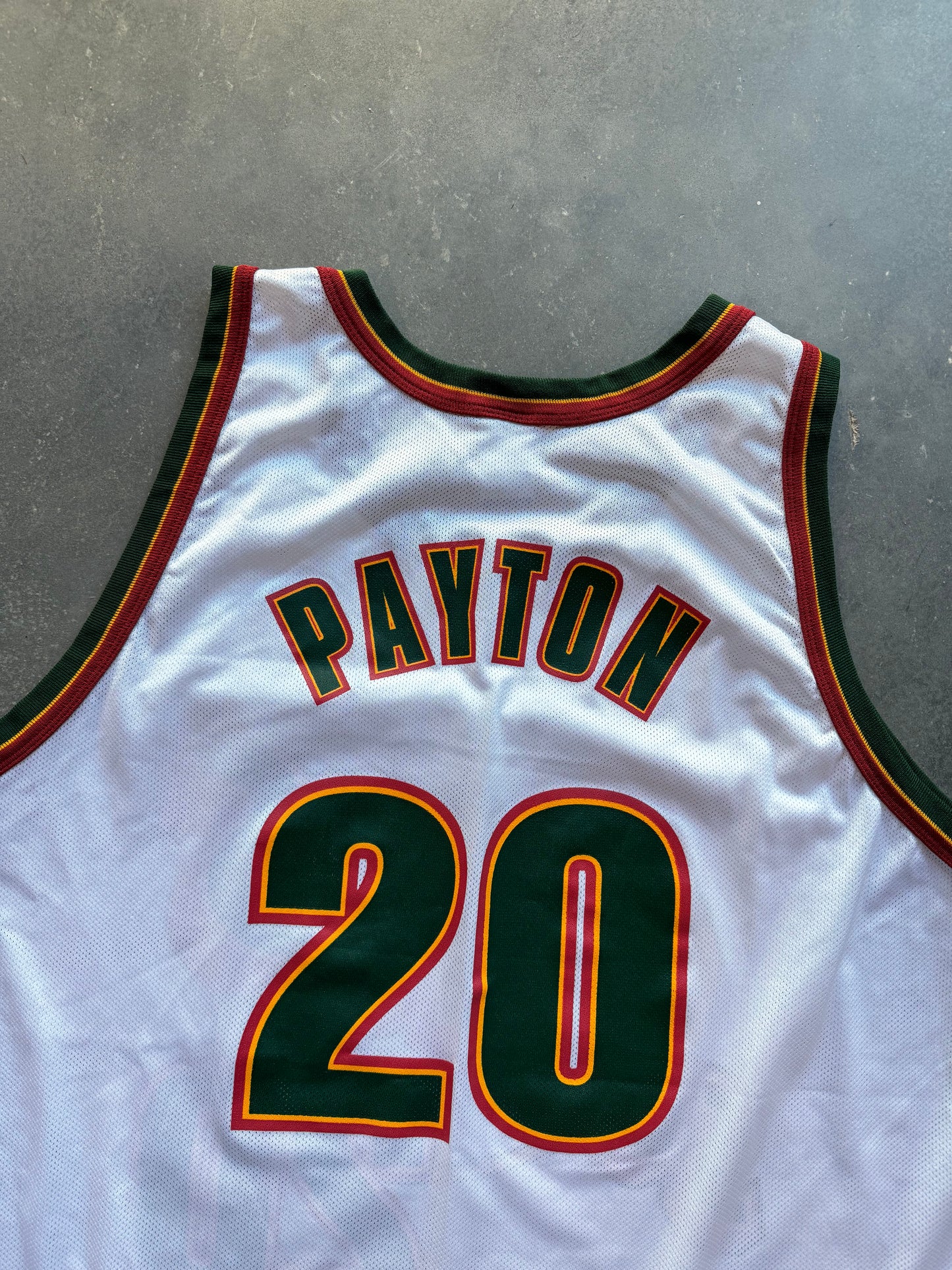 90’s Seattle Supersonics Gary Payton Vintage White Champion NBA Jersey (52/XXL)