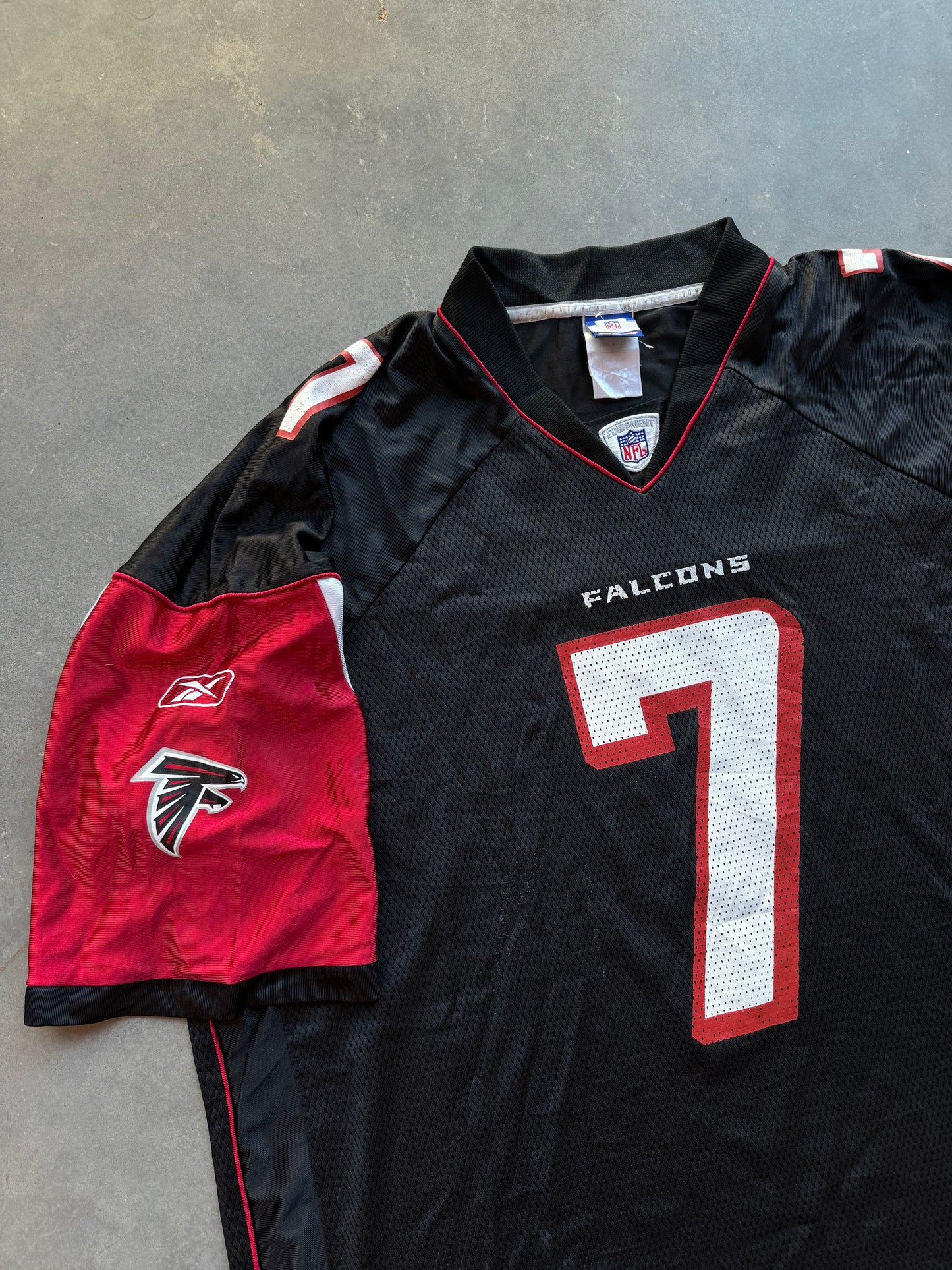 00’s Atlanta Falcons Michael Vick Vintage Black Reebok NFL Jersey (XXL)