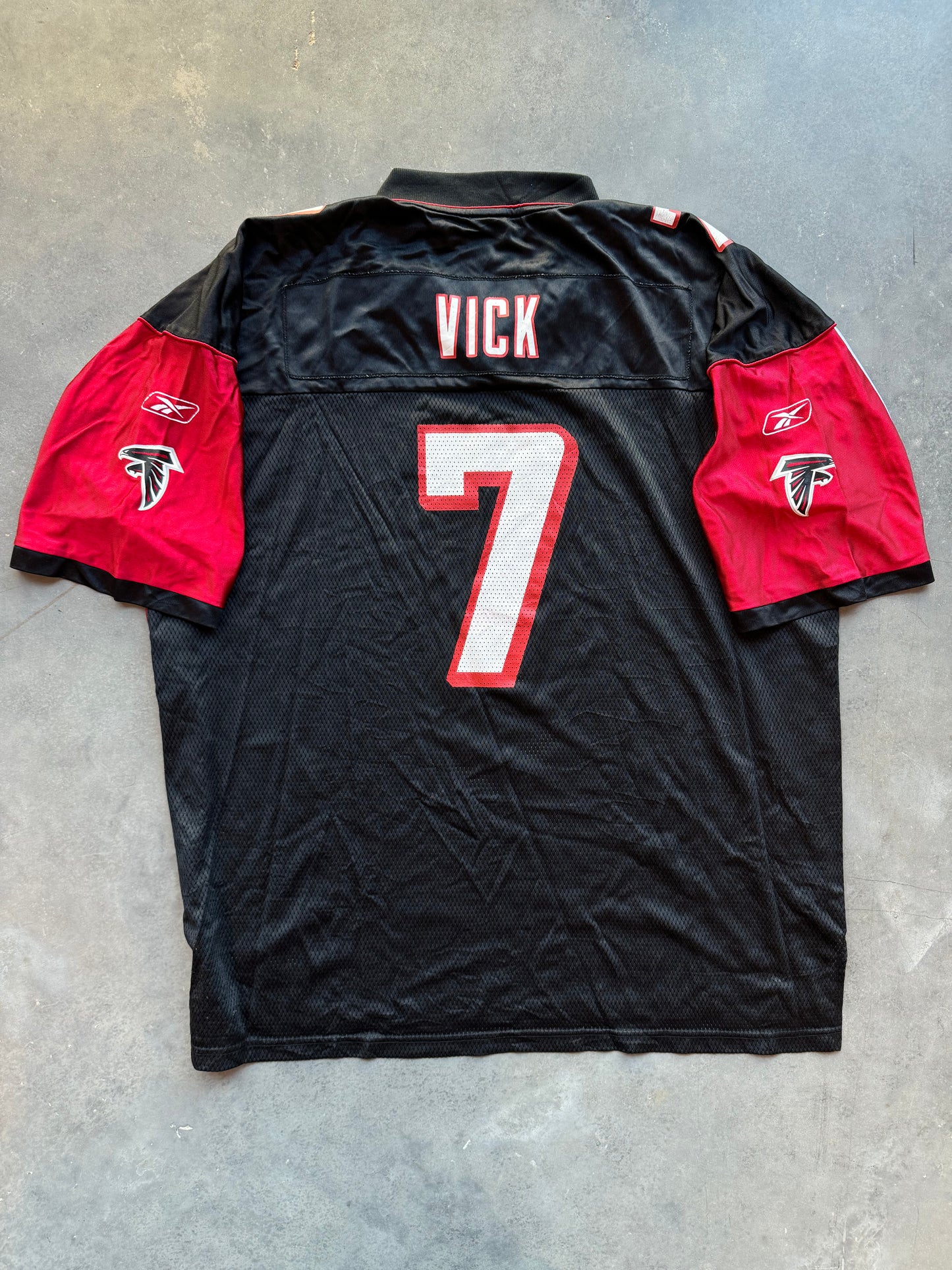 00’s Atlanta Falcons Michael Vick Vintage Black Reebok NFL Jersey (XXL)