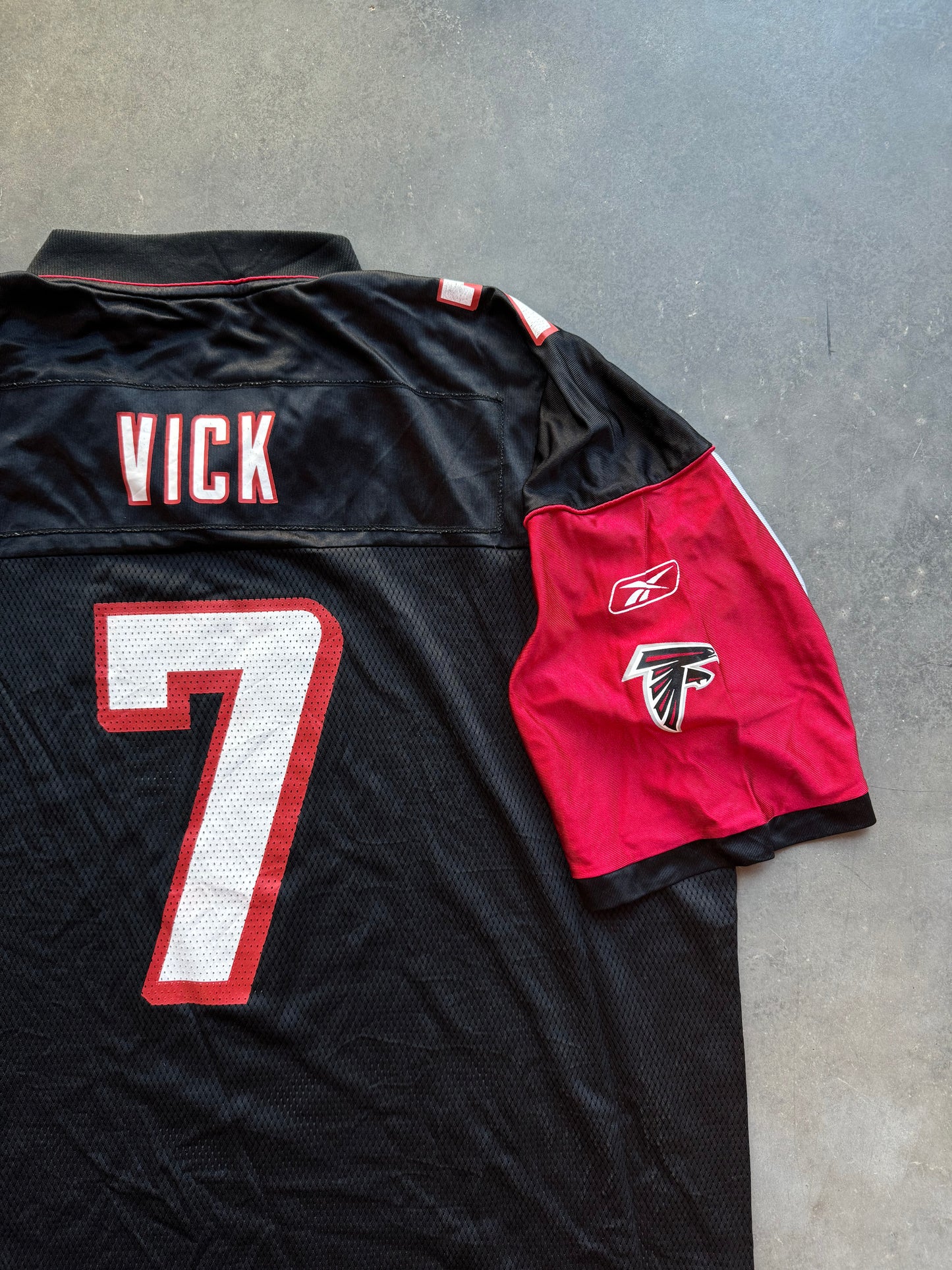 00’s Atlanta Falcons Michael Vick Vintage Black Reebok NFL Jersey (XXL)