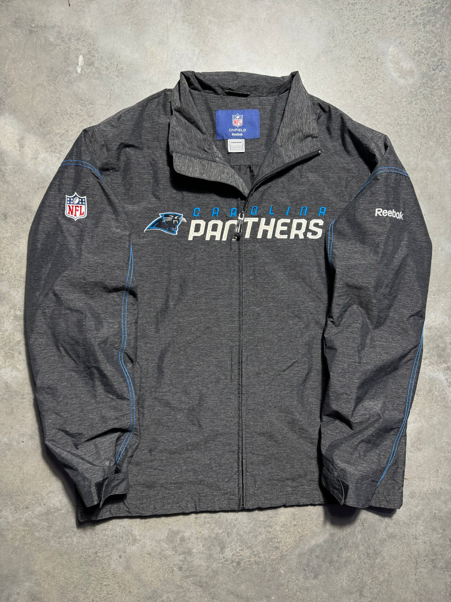 00’s Carolina Panthers Vintage Reebok NFL Equipment Sideline Style Full Zip Windbreaker Jacket (Medium)