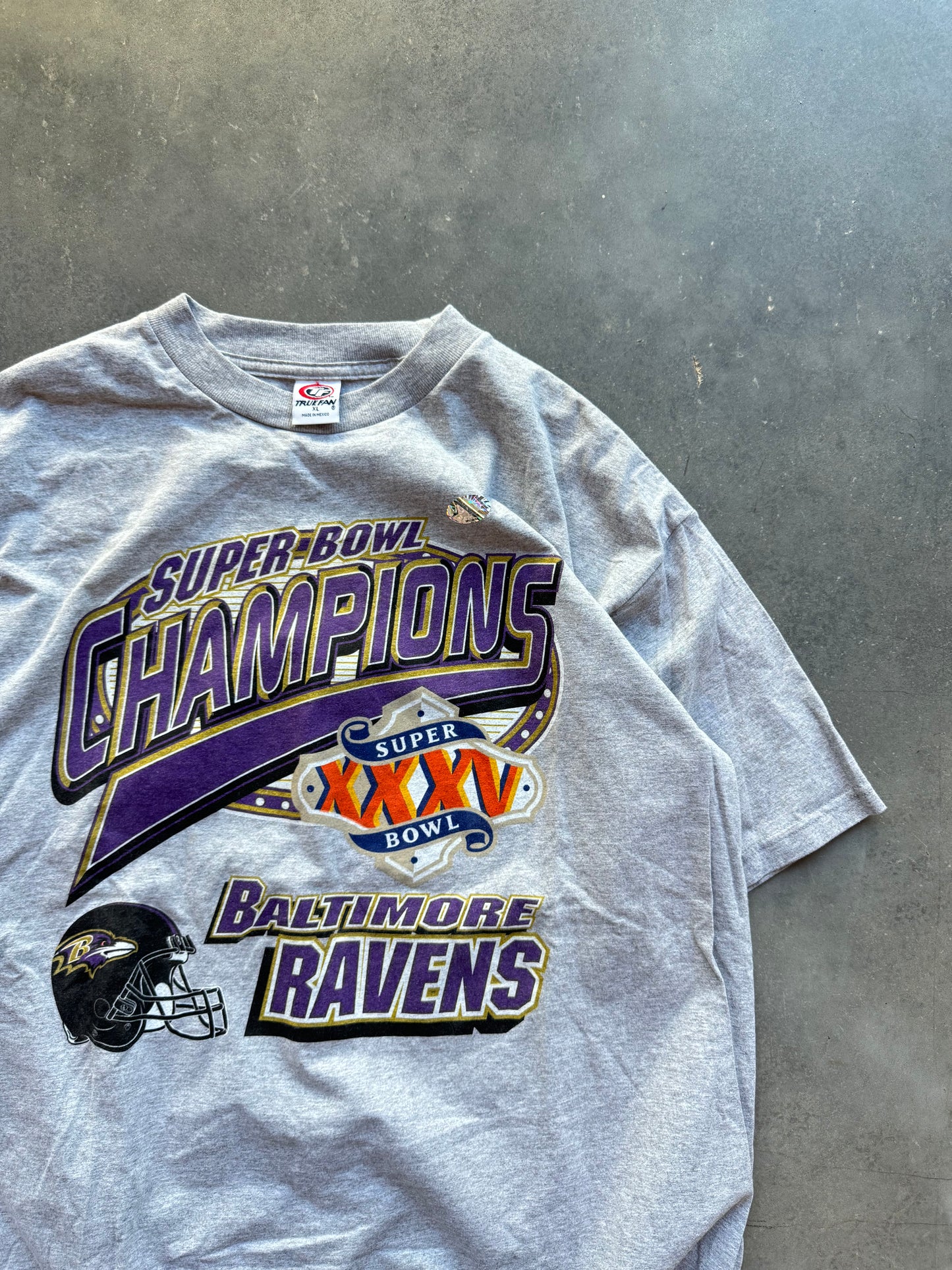 2001 Baltimore Ravens Super Bowl XXXV Champions Vintage NFL Tee - Deadstock (XL)