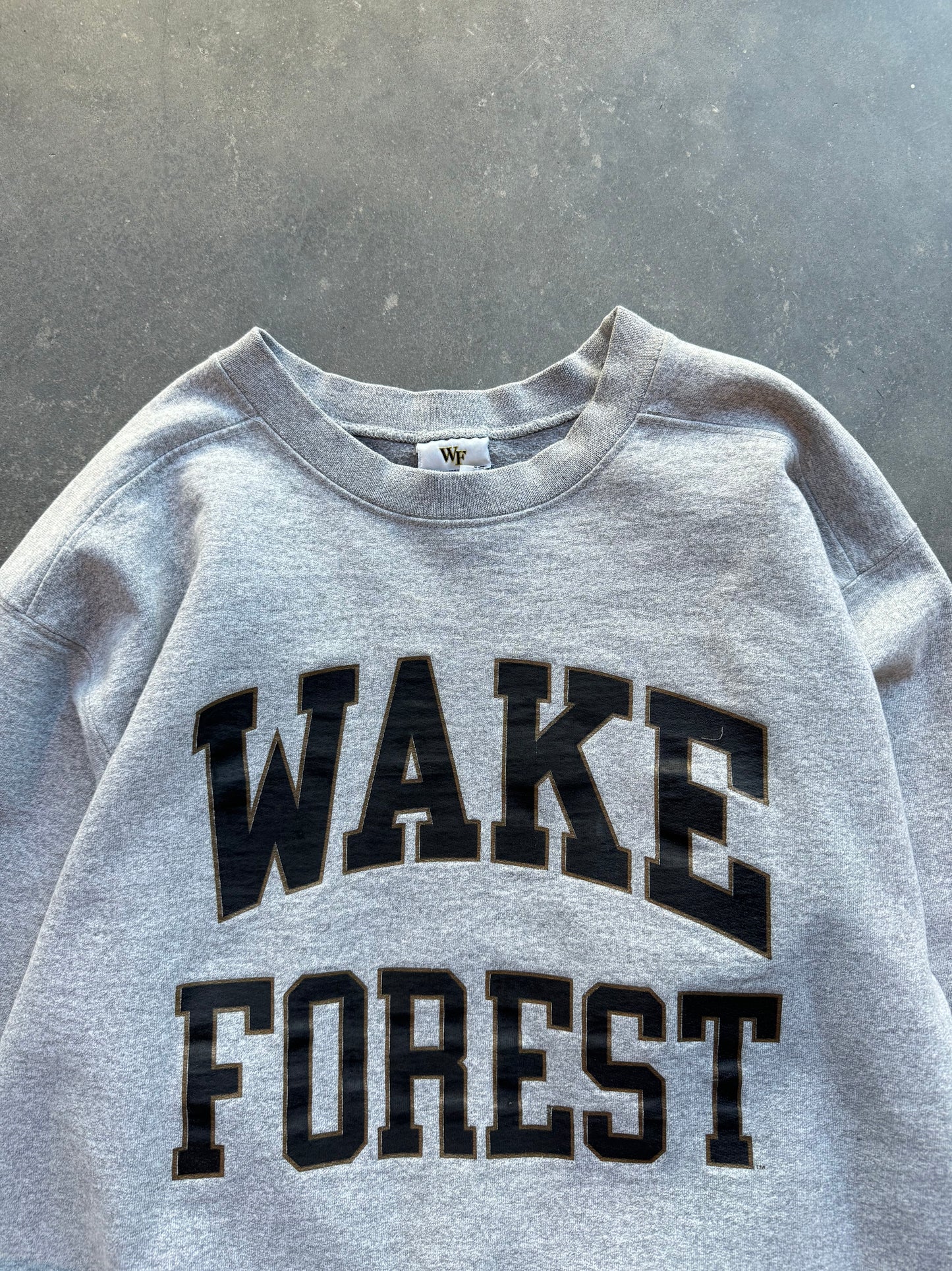 00’s Wake Forest Demon Deacons Vintage Heavyweight College Crewneck (Medium)