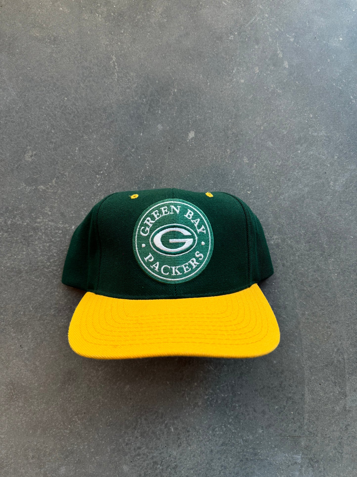 90’s Green Bay Packers Vintage AJD NFL Pro Line Snapback Hat (OSFA)