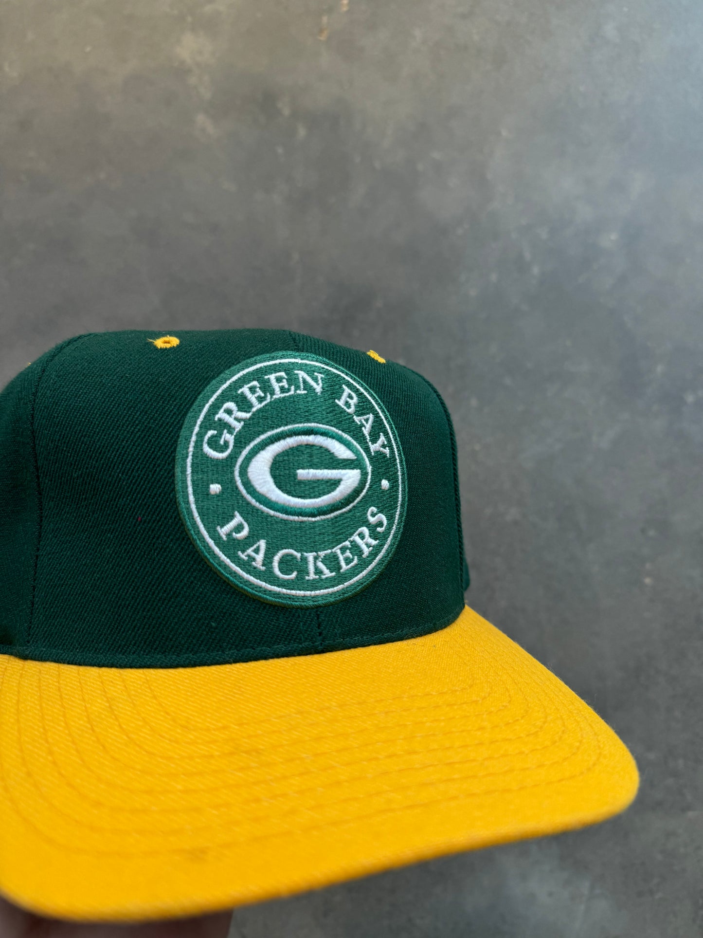 90’s Green Bay Packers Vintage AJD NFL Pro Line Snapback Hat (OSFA)