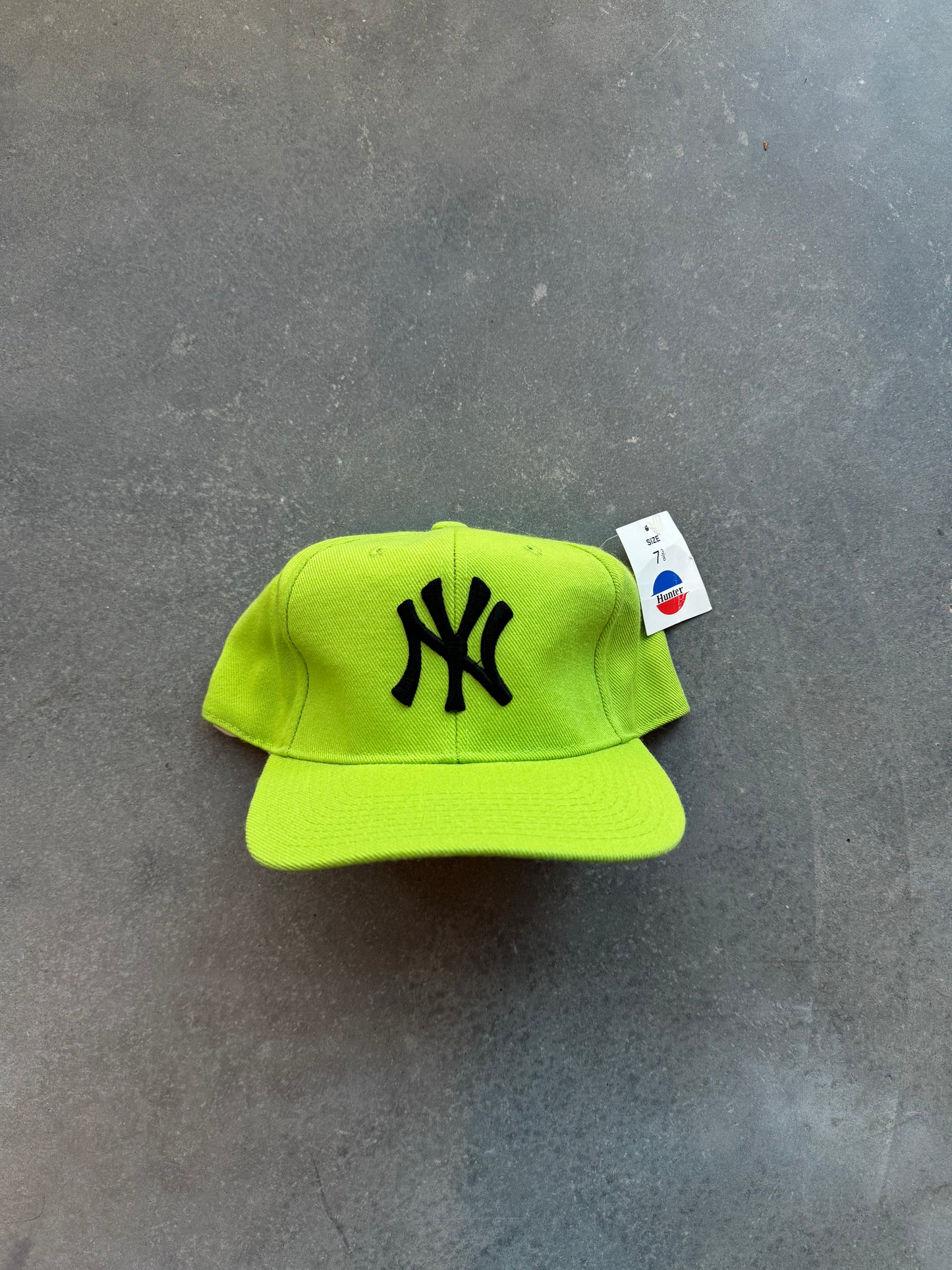 90’s New York Yankees Vintage Lime Green/Black Vintage MLB Fitted Hat (7 3/8) - Deadstock