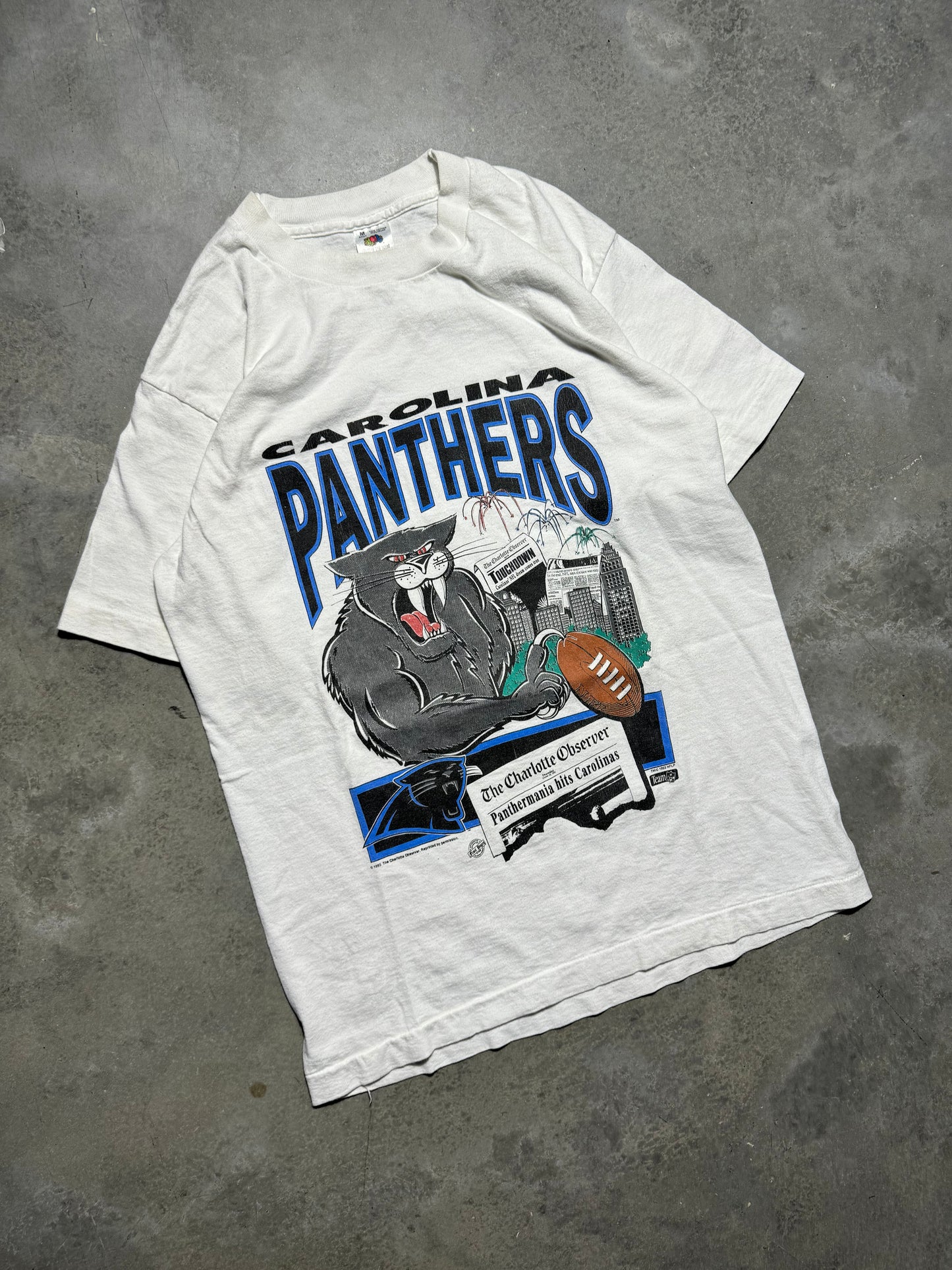 1993 Carolina Panthers “Panthermania Hits Carolinas” Franchise Announcement NFL Tee (Medium)