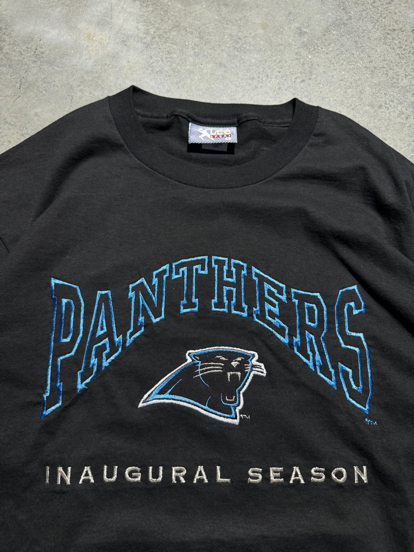 1995 Carolina Panthers Vintage Black Lee Sport Embroidered Inaugural Season NFL Tee (Large)