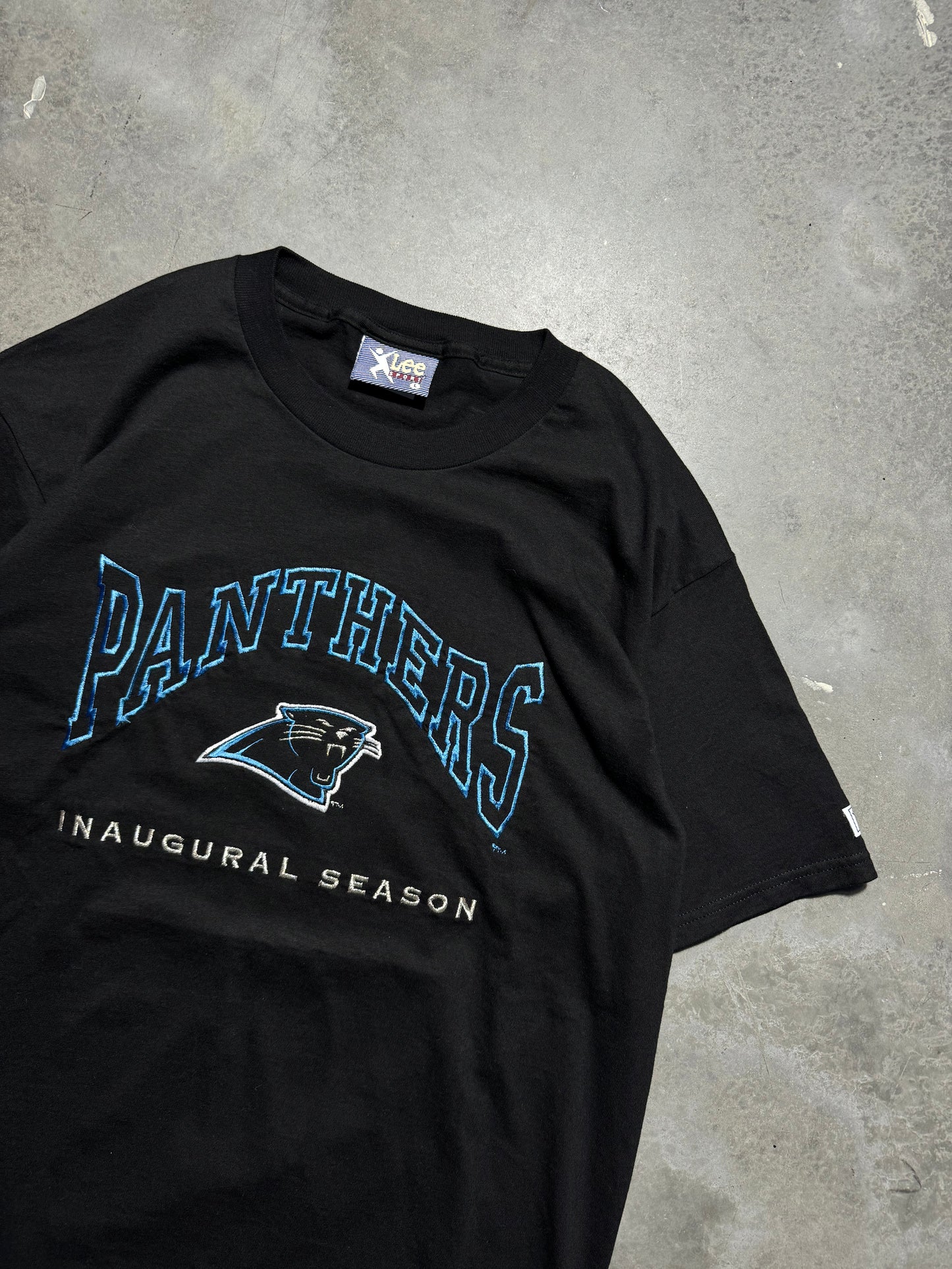 1995 Carolina Panthers Vintage Black Lee Sport Embroidered Inaugural Season NFL Tee (Large)