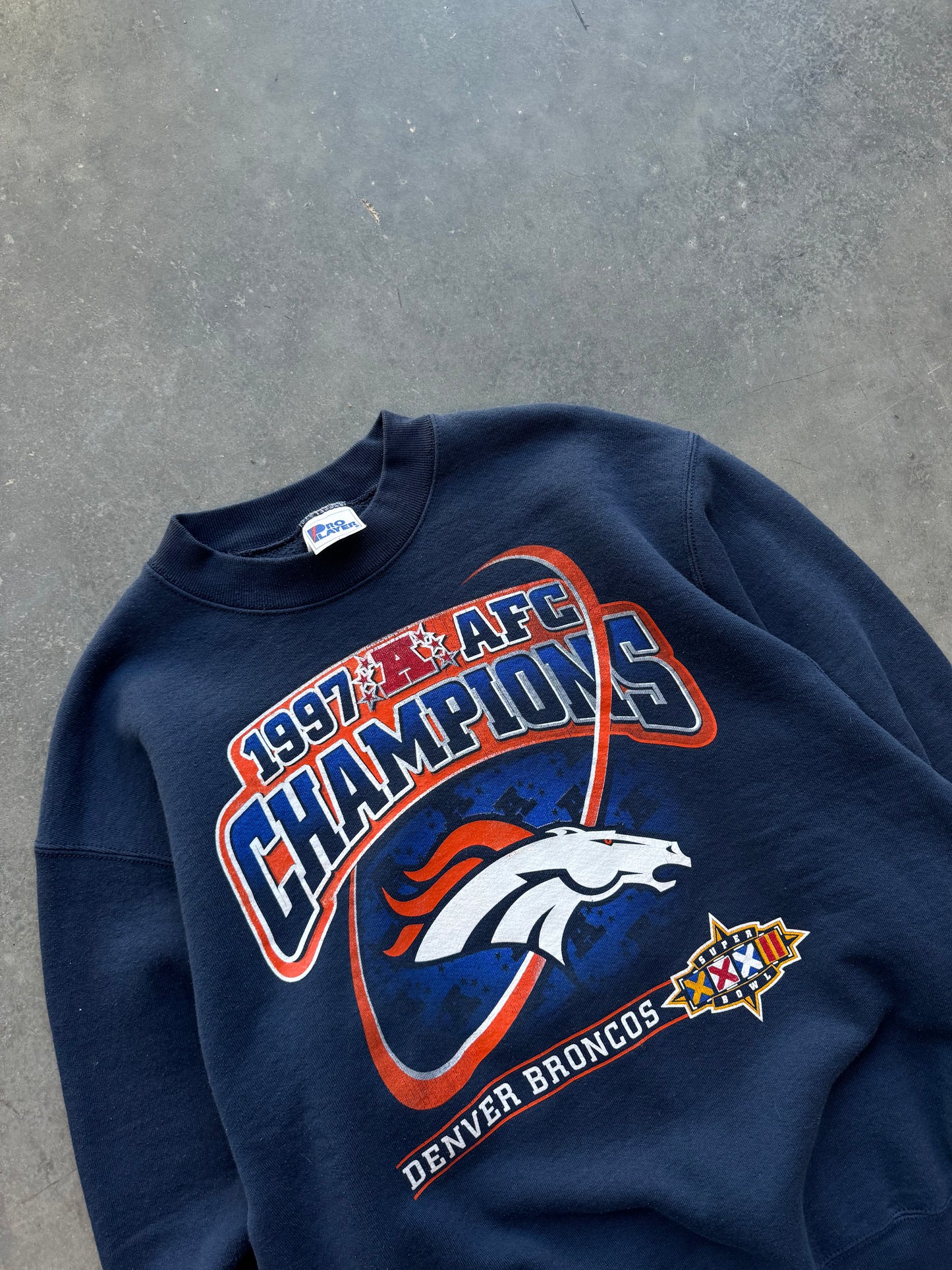 1997 Denver Broncos Vintage AFC Champions Super Bowl XXXII Heavyweight NFL Crewneck (Large)