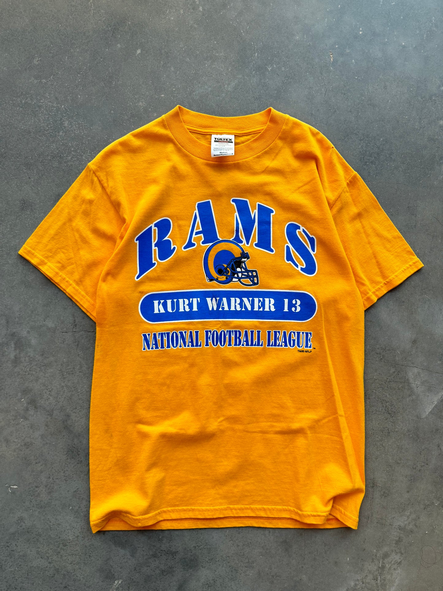 90’s St. Louis Rams Kurt Warner Vintage NFL Player Tee (Medium)