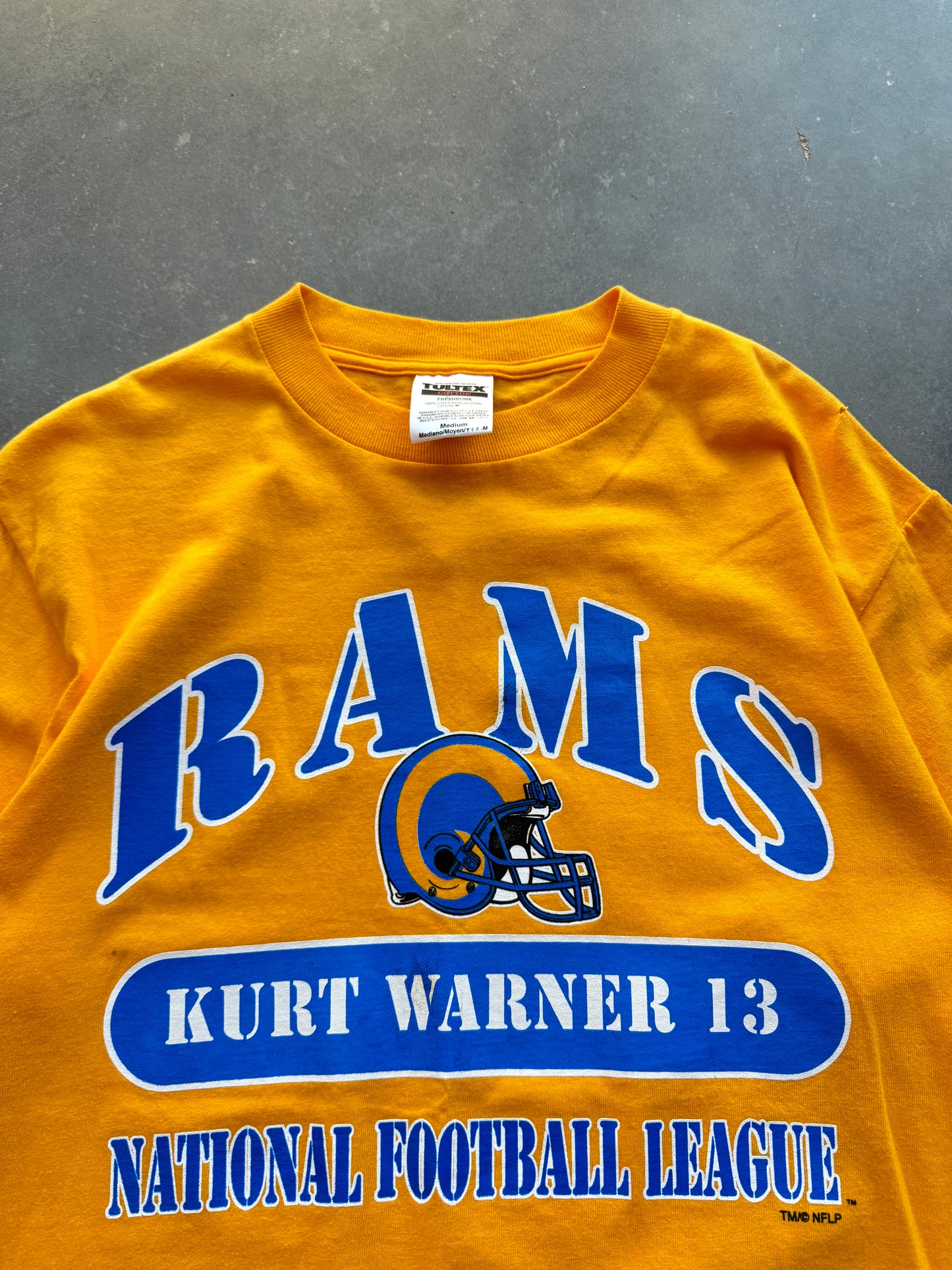 90’s St. Louis Rams Kurt Warner Vintage NFL Player Tee (Medium)