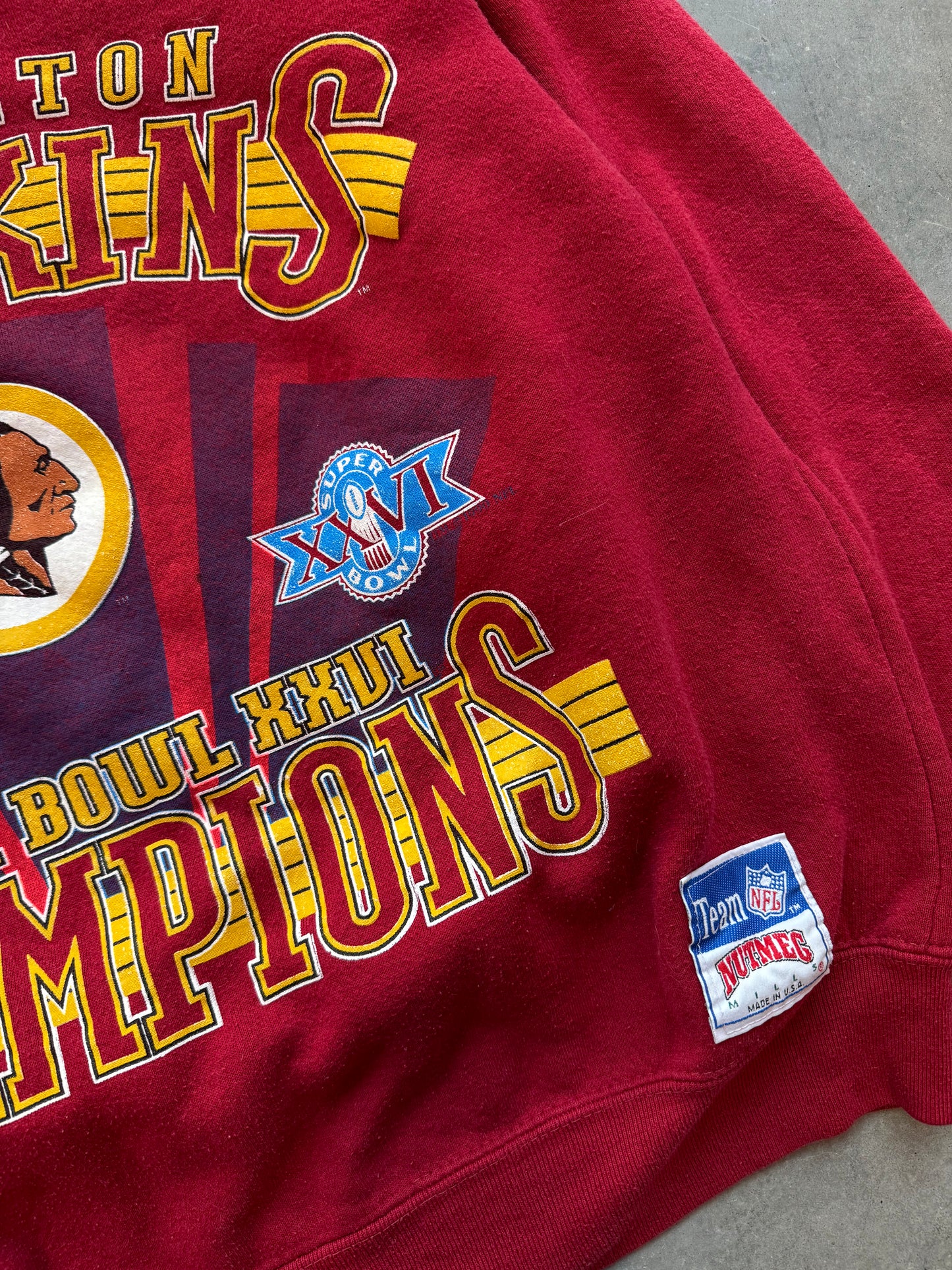 1992 Washington Redskins Super Bowl XXVI Champions Vintage Nutmeg Mills NFL Crewneck (Medium)