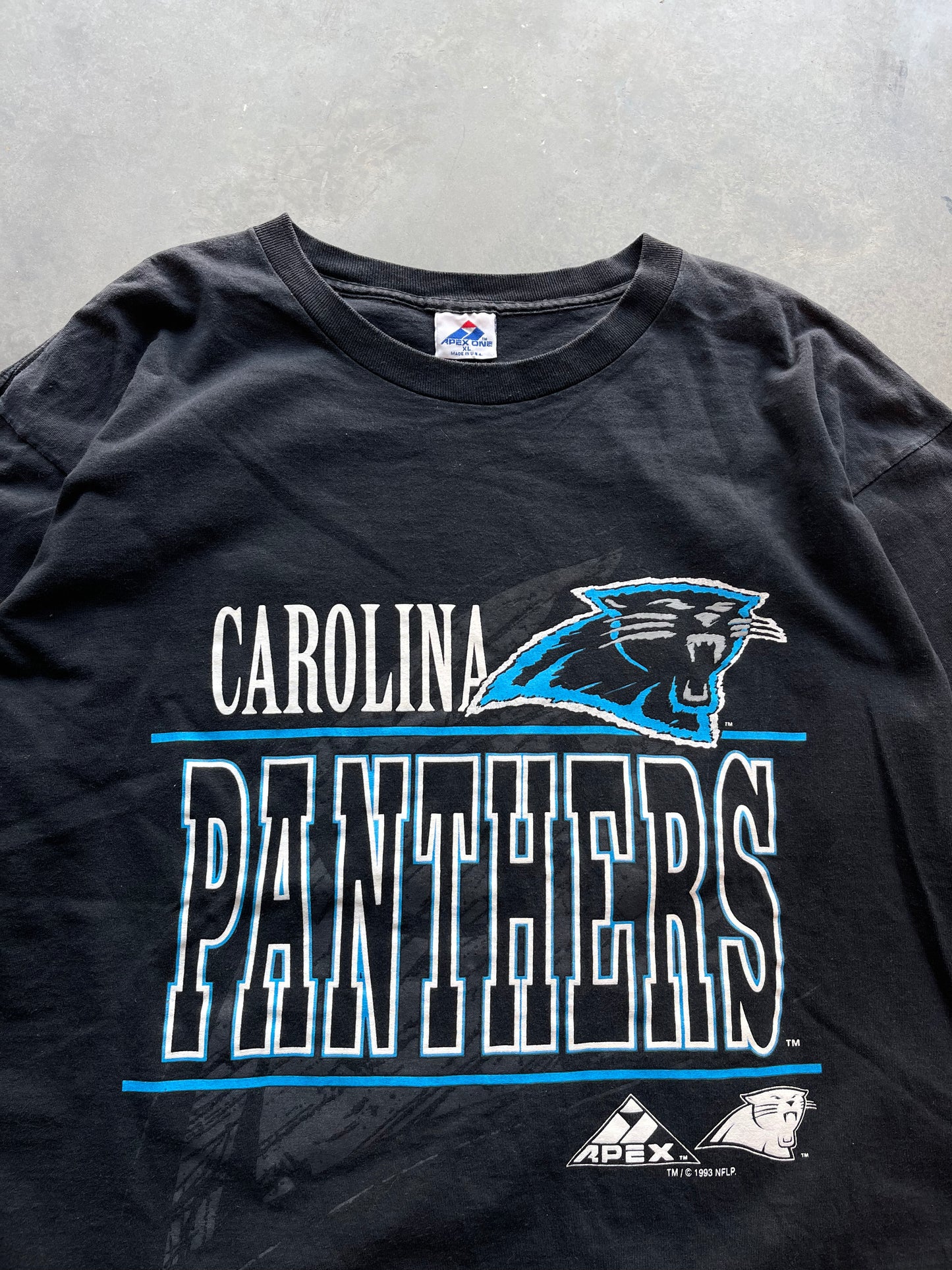 1993 Carolina Panthers Vintage Apex One Big Sketch Logo NFL Tee (XL)