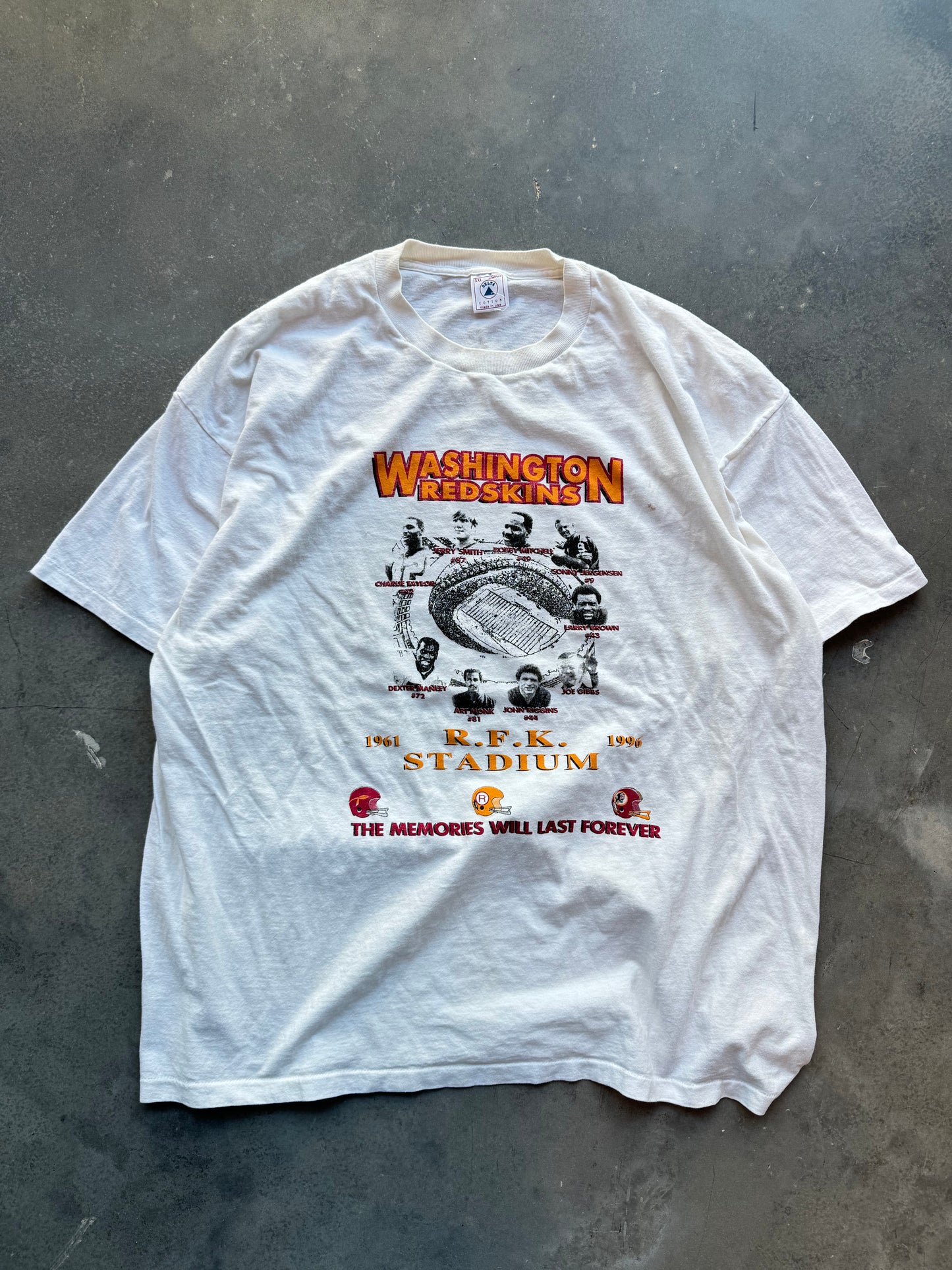 1996 Washington Redskins RFK Stadium Memorial Vintage NFL Tee (XXL)