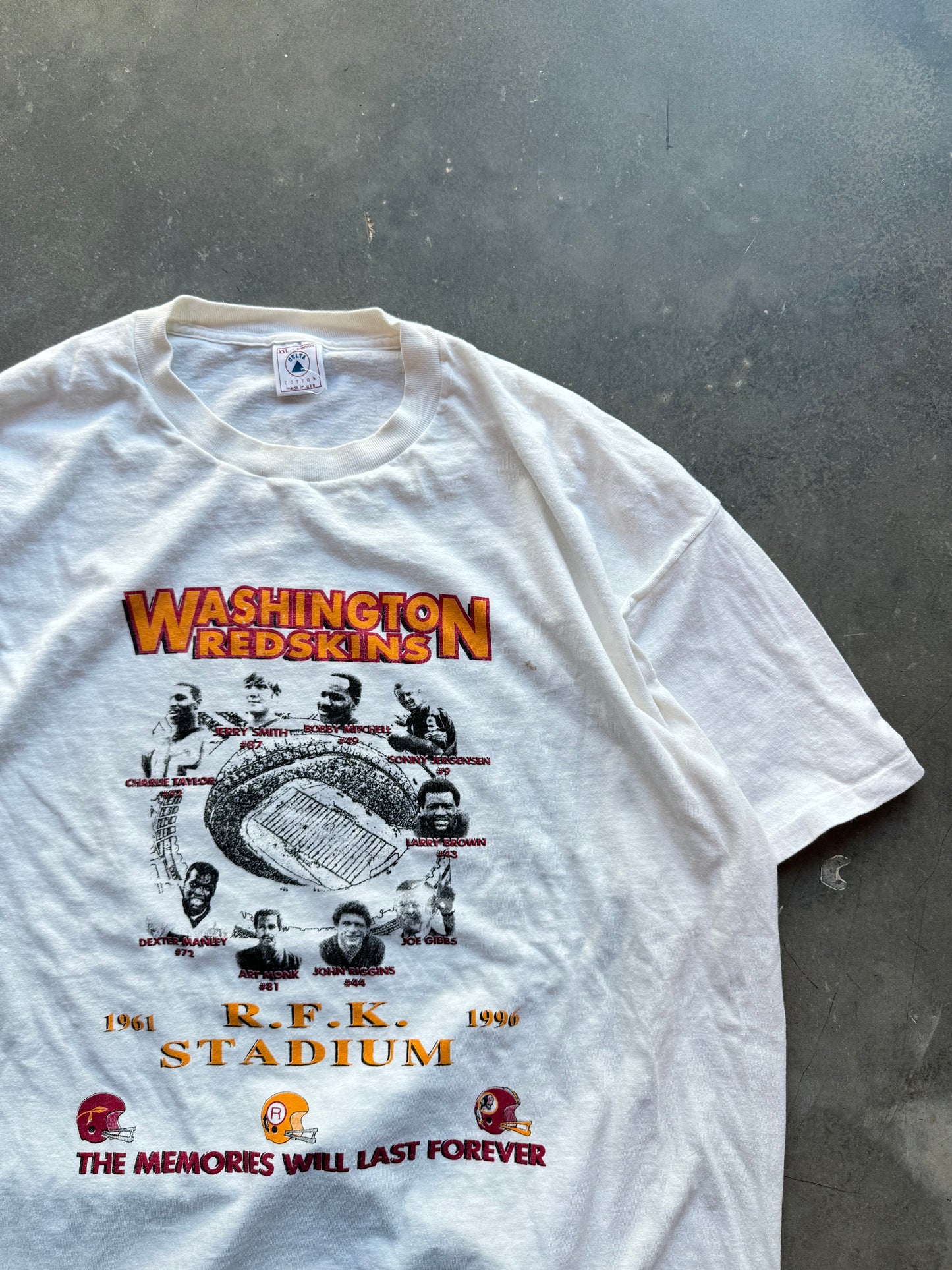 1996 Washington Redskins RFK Stadium Memorial Vintage NFL Tee (XXL)