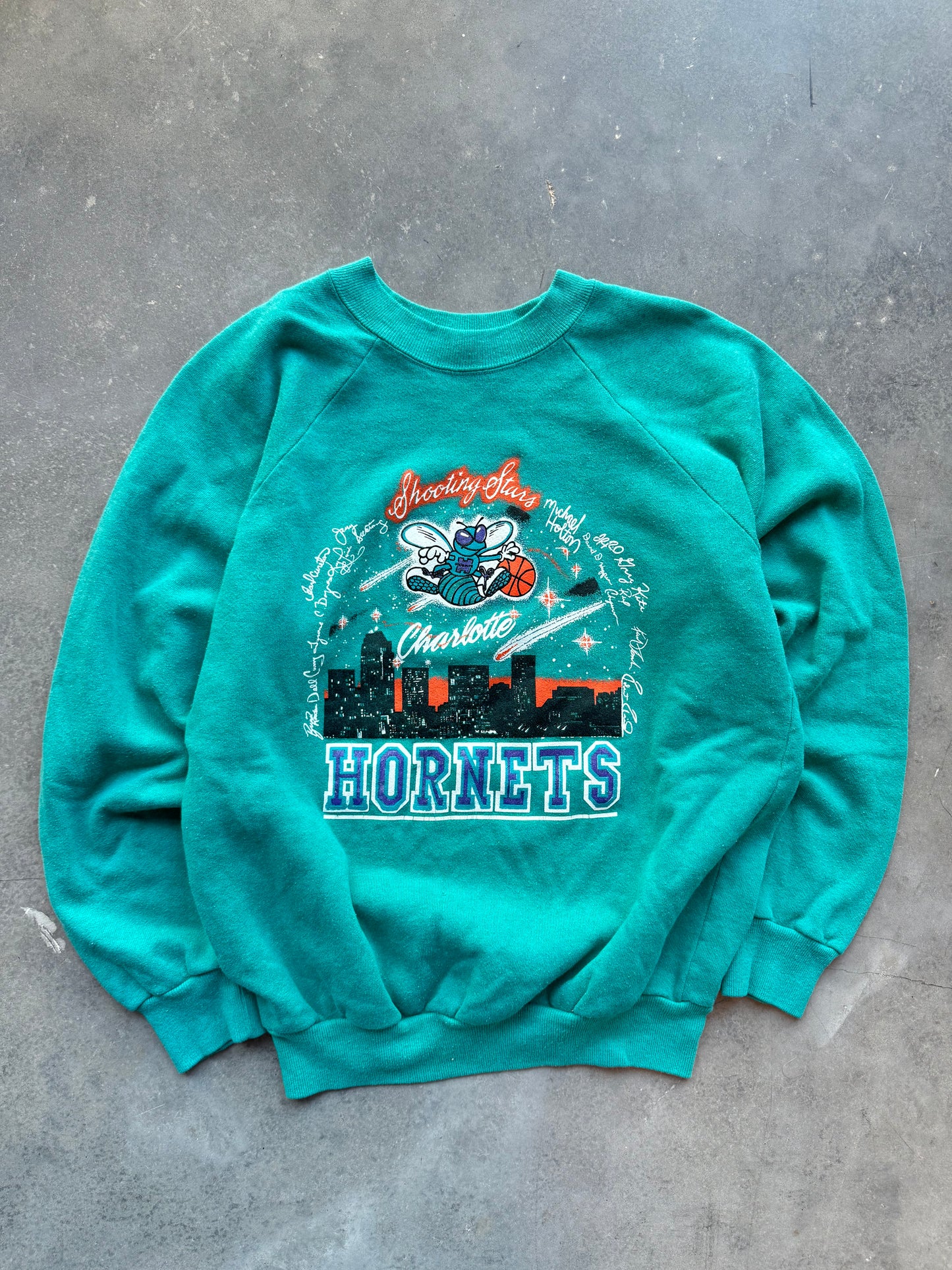 1988 Charlotte Hornets Vintage Teal Gradient Skyline NBA Crewneck (Medium)