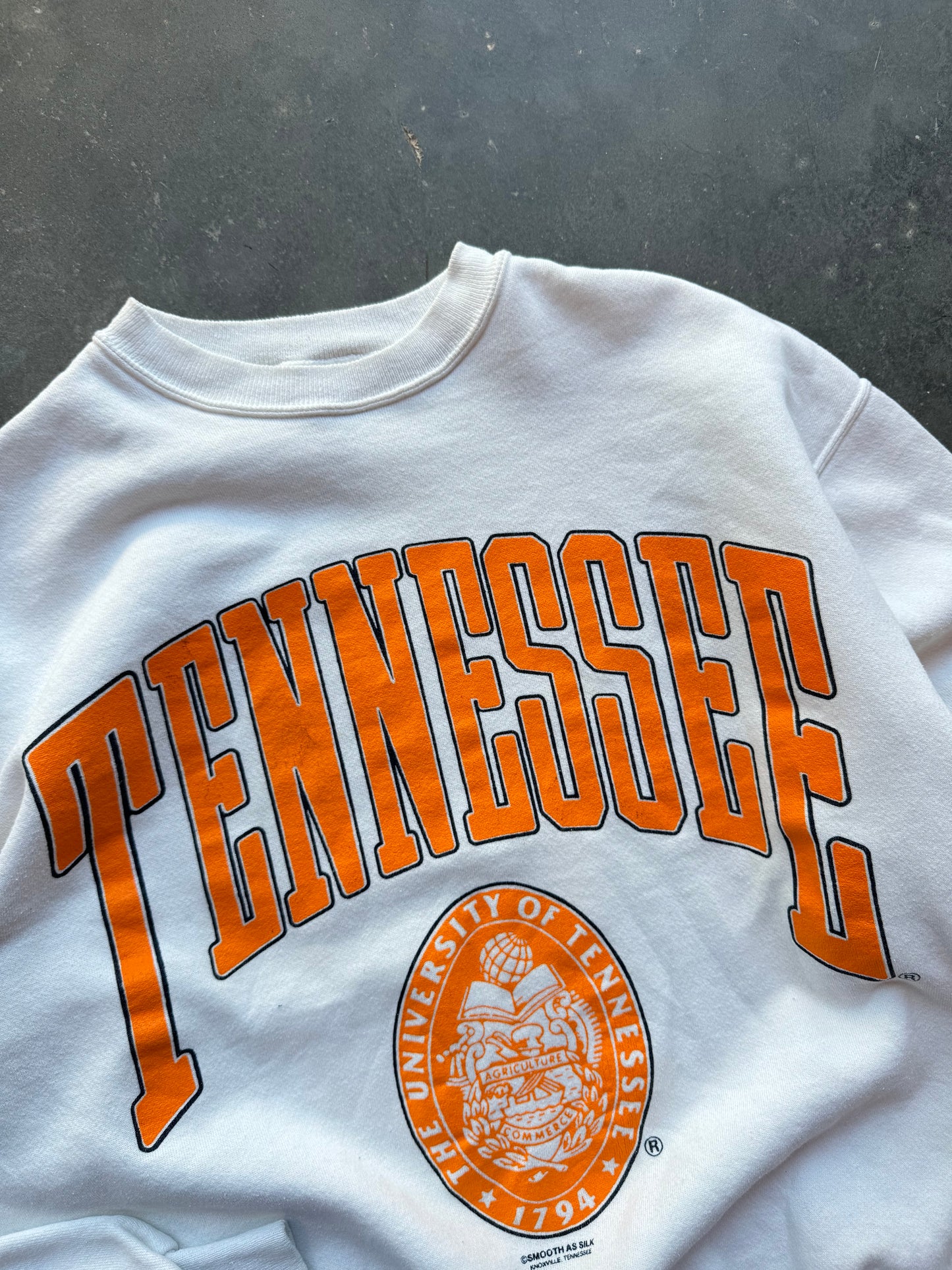 90’s Tennessee Volunteers Vintage Block Letter Spellout College Crewneck (Large)