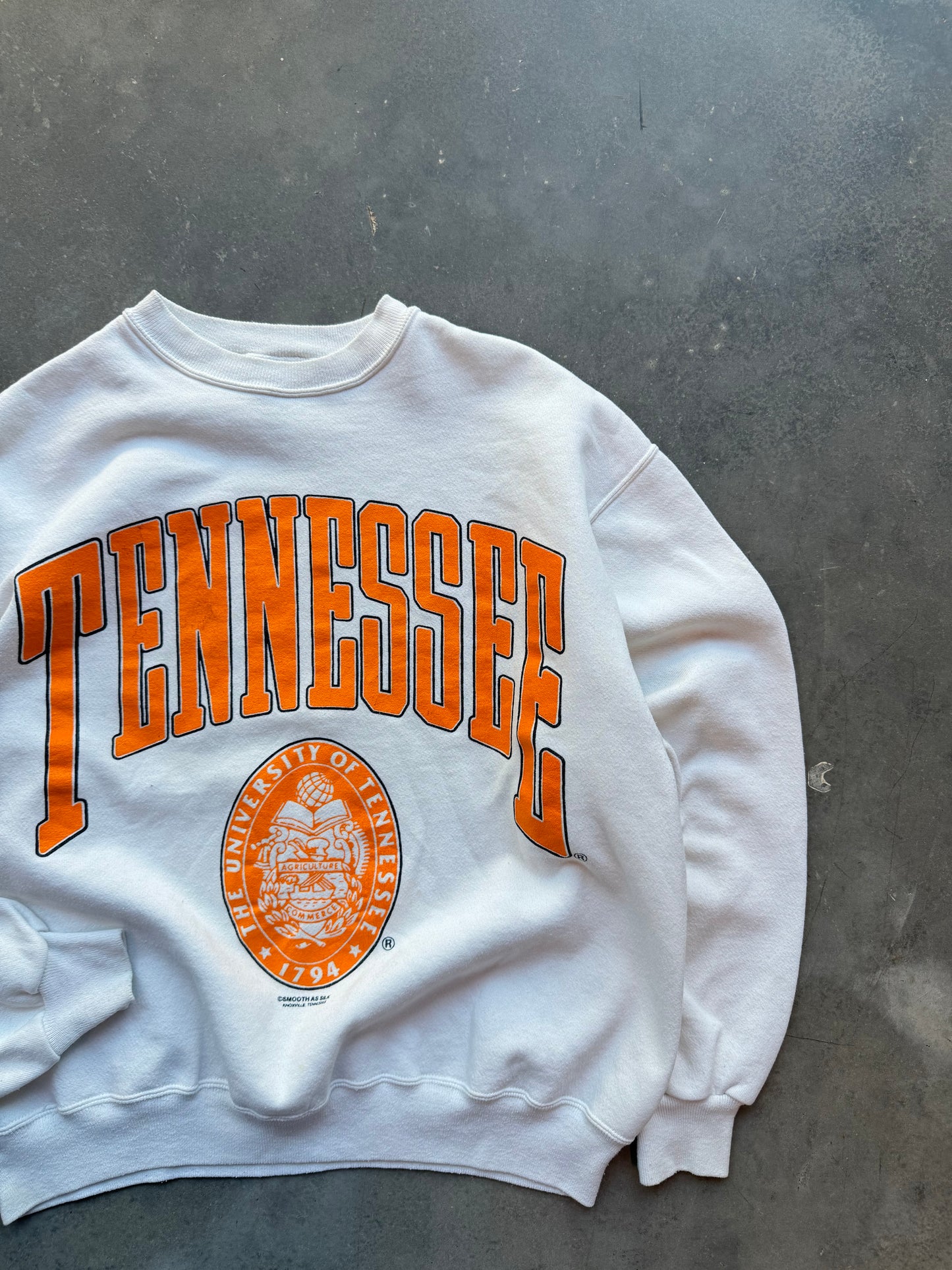 90’s Tennessee Volunteers Vintage Block Letter Spellout College Crewneck (Large)