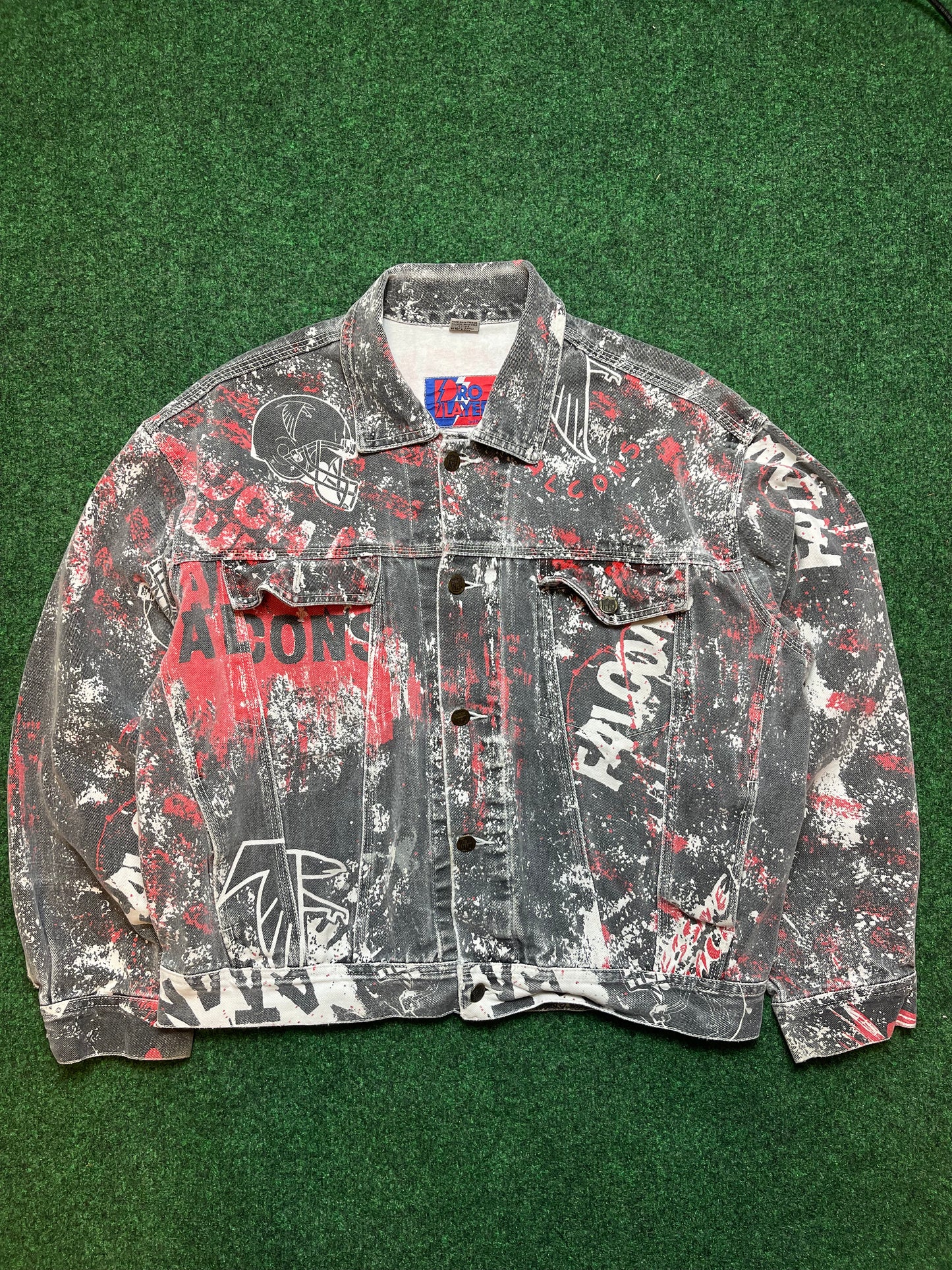 90’s Atlanta Falcons All Over Print Pro Player Vintage NFL Denim Jacket (Large)