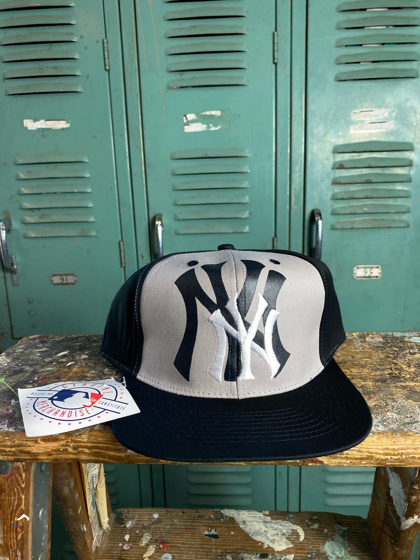 90’s New York Yankees Double Logo Embroidered Snapback Drew Pearson Hat (OSFA) - Deadstock