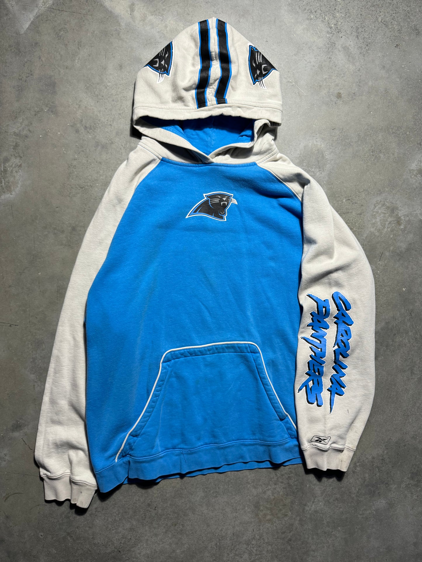 00’s Carolina Panthers Vintage Colorblocked Reebok Cat Scratch Font Helmet Style Hoodie (XL)