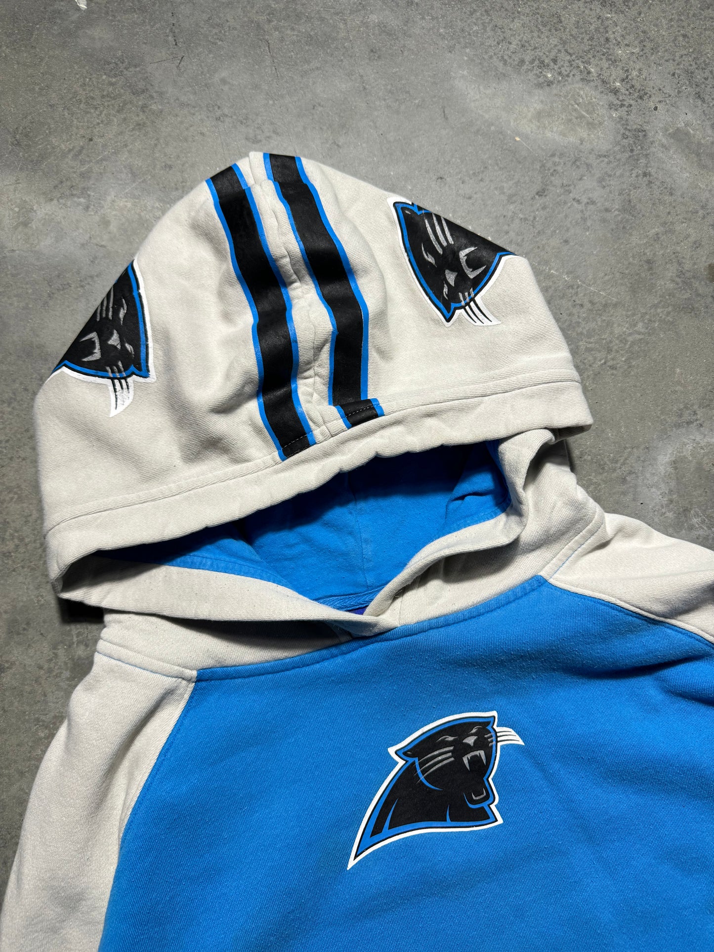 00’s Carolina Panthers Vintage Colorblocked Reebok Cat Scratch Font Helmet Style Hoodie (XL)