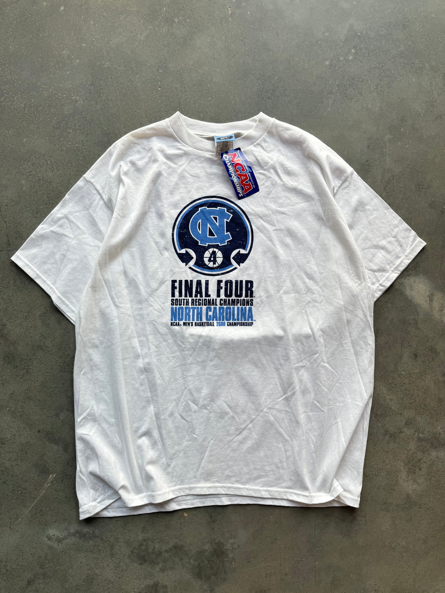 2000 UNC North Carolina Tarheels Vintage Indianapolis Final Four College Basketball Tee - Deadstock (XL)